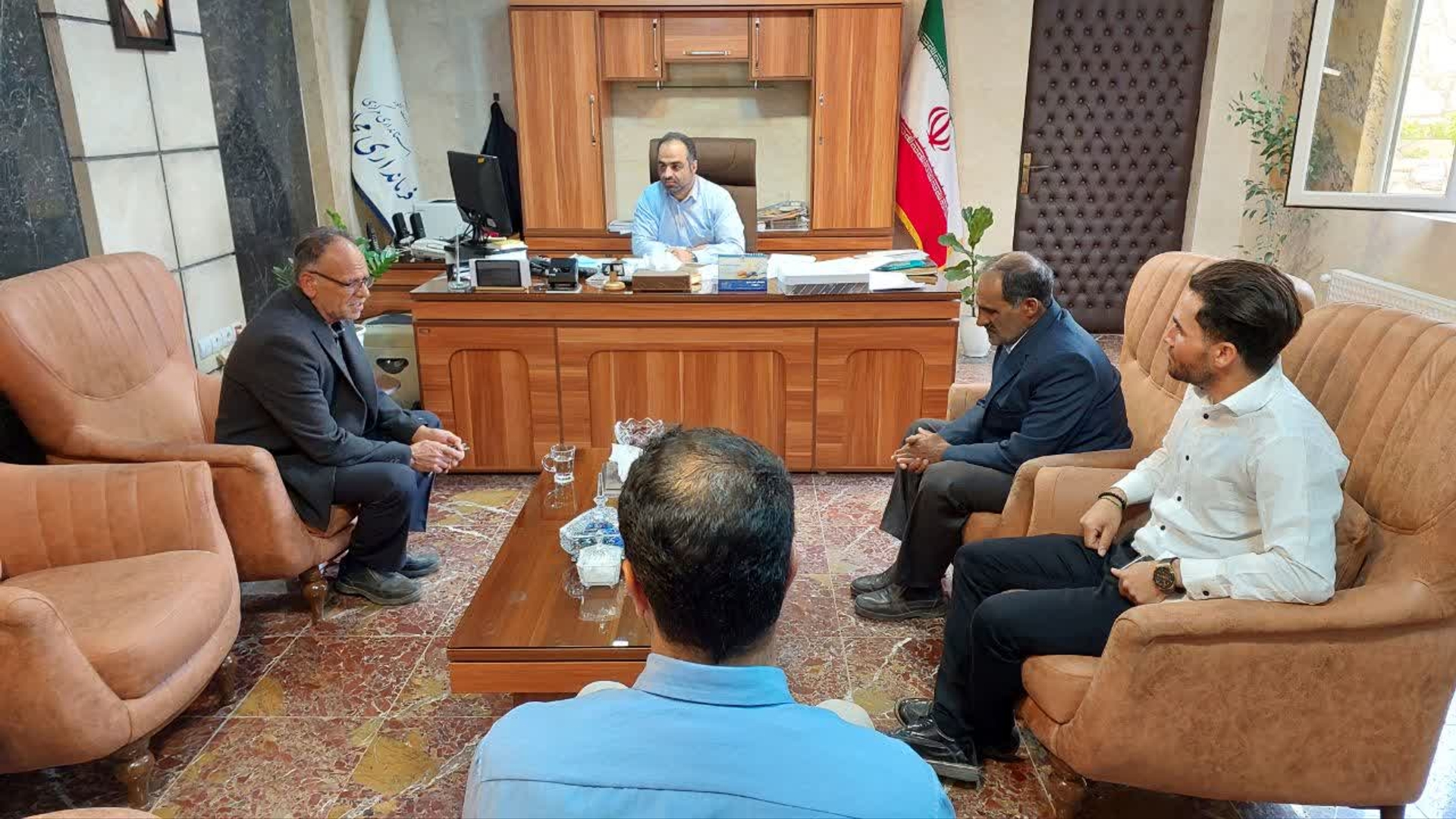 ملاقات مردمی (12 اردیبهشت)