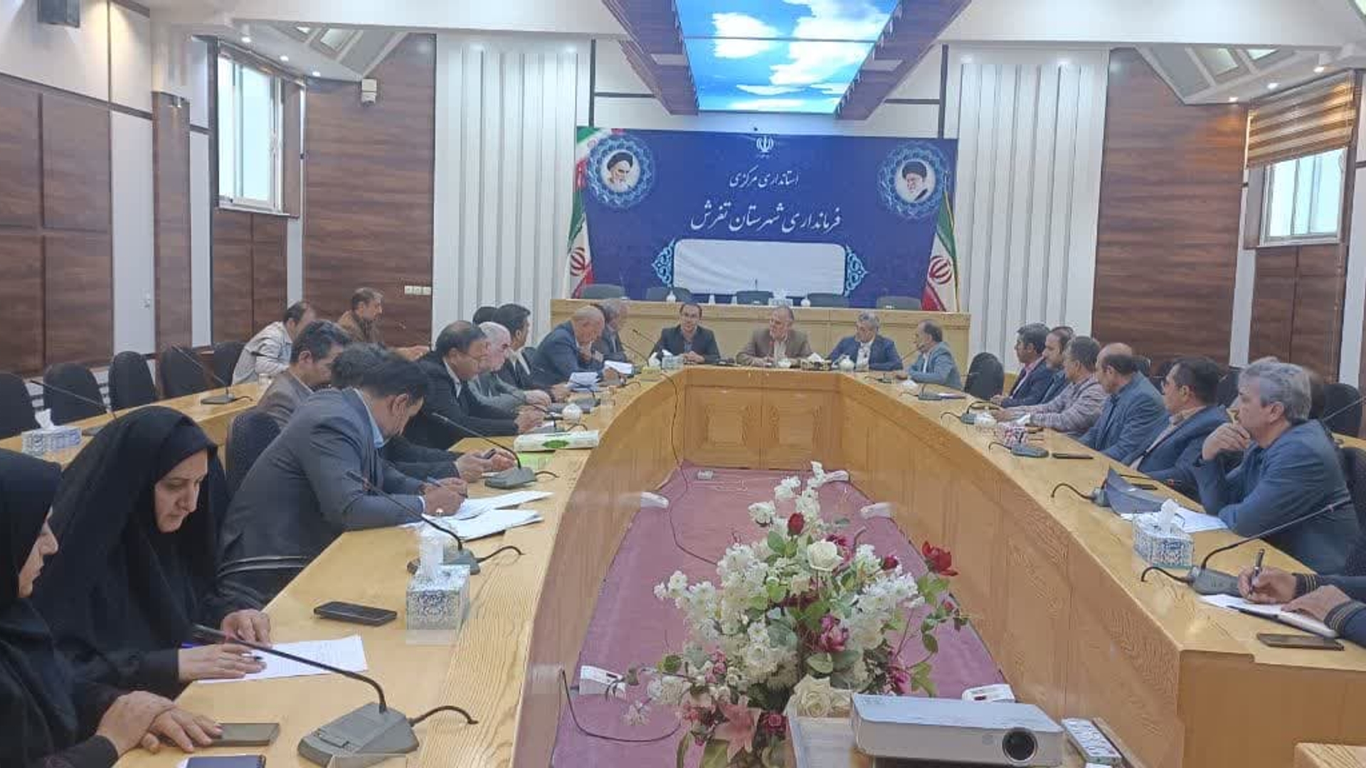 جلسه شورای مسکن شهرستان برگزار شد       :