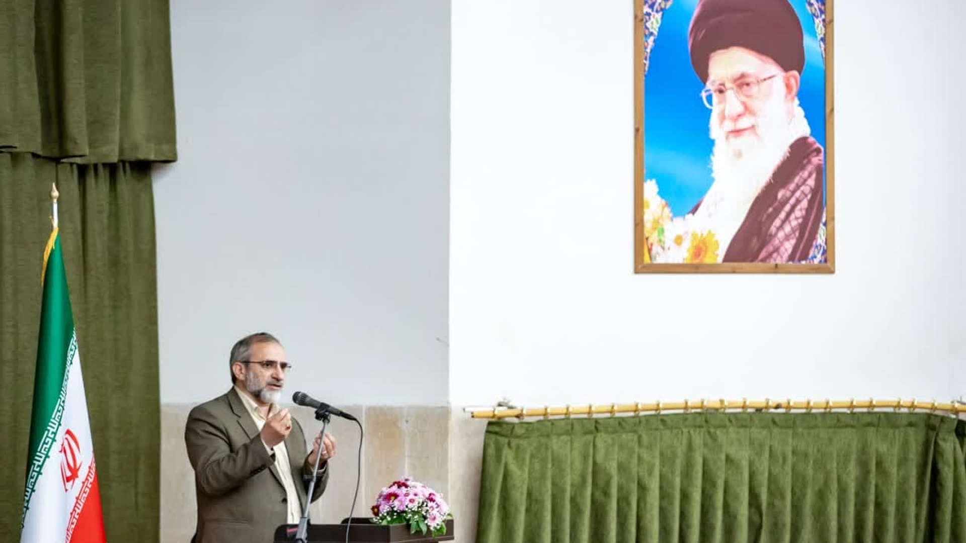 استاندار: طی دو سال 550 میلیارد تومان تجهیزات پزشکی به استان مرکزی وارد شد- آبرسانی به تفرش پیچیده‌ترین طرح آبرسانی کشور