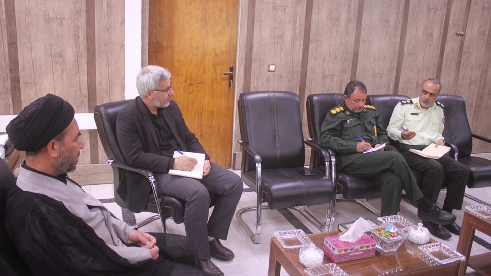 نشست آسیب شناسی انتخابات 1402 در شهرستان خمین برگزار شد