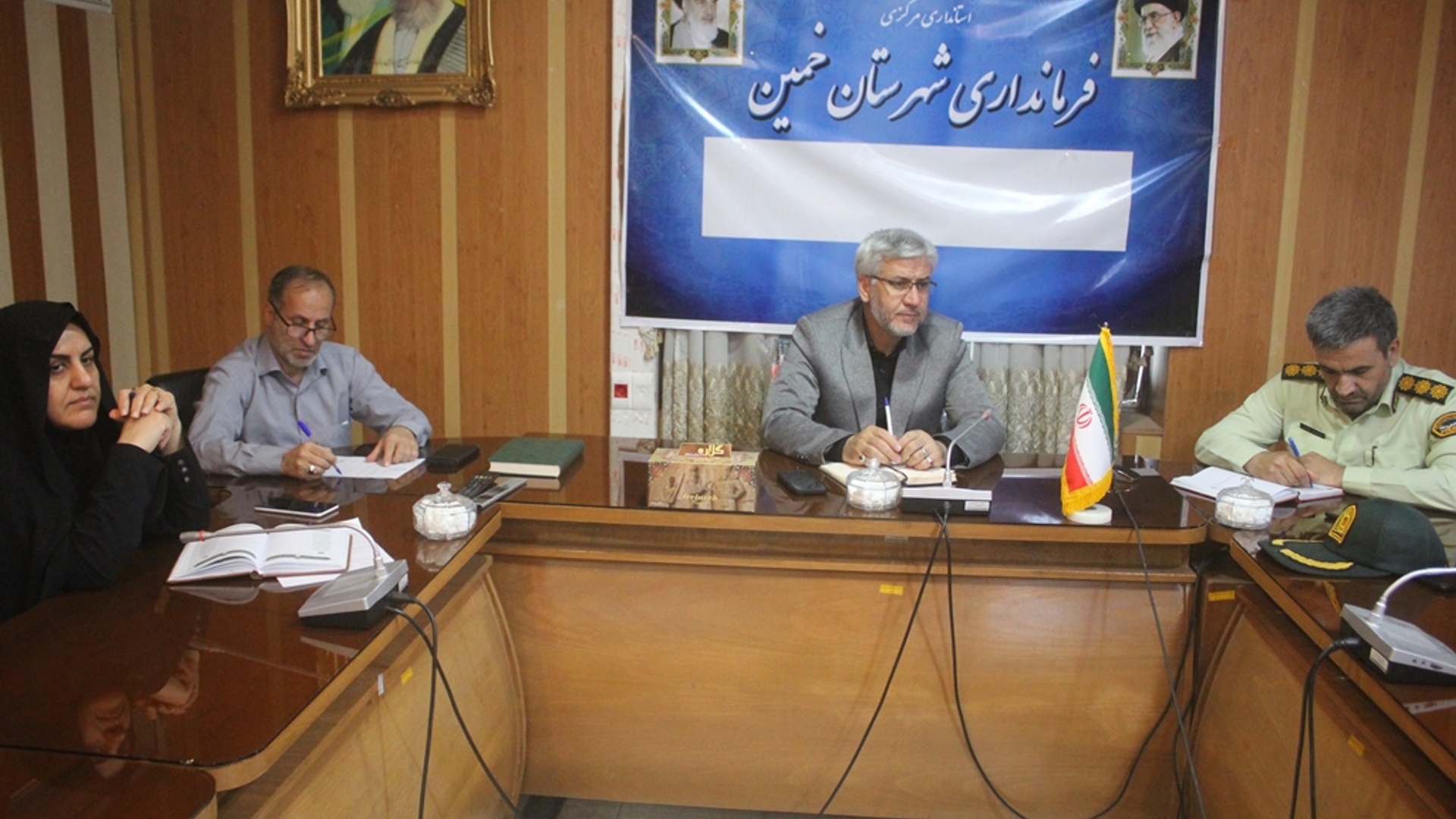 سومین جلسه قرارگاه عفاف و حجاب شهرستان خمین در سال 1403 برگزار شد