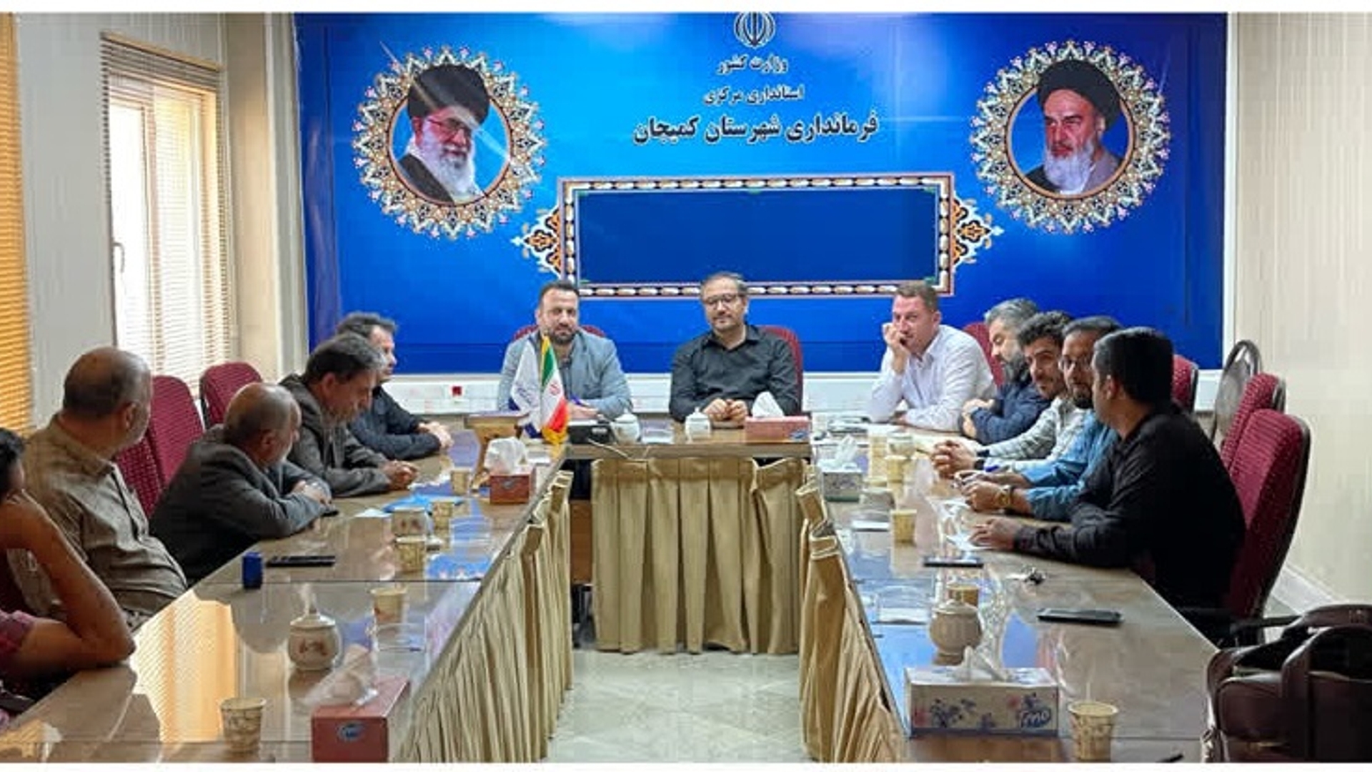 سومین جلسه برنامه ریزی پیرامون توزیع اعتبارات اعلامی بنیاد مستضعفان در سطح بخش مرکزی کمیجان برگزار گردید