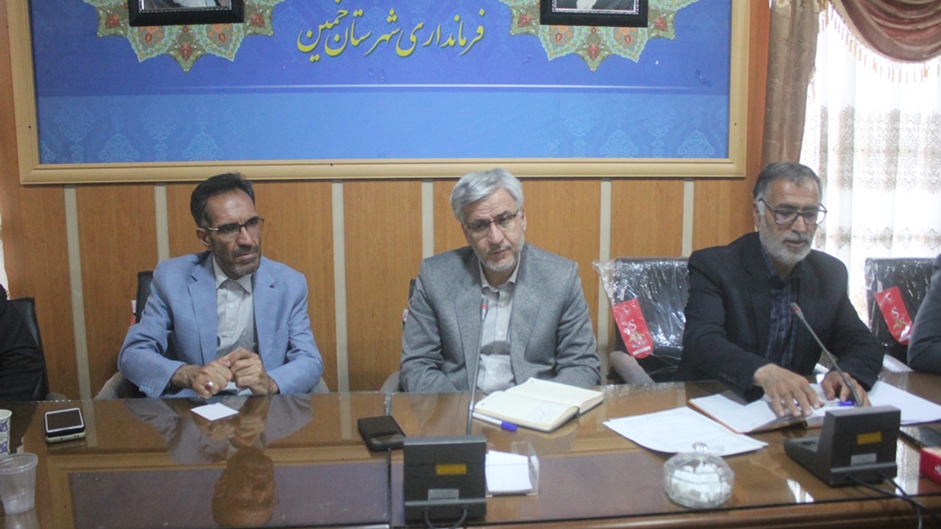 دومین جلسه کارگروه اشتغال و سرمایه گذاری شهرستان خمین در سال 1403 برگزار شد