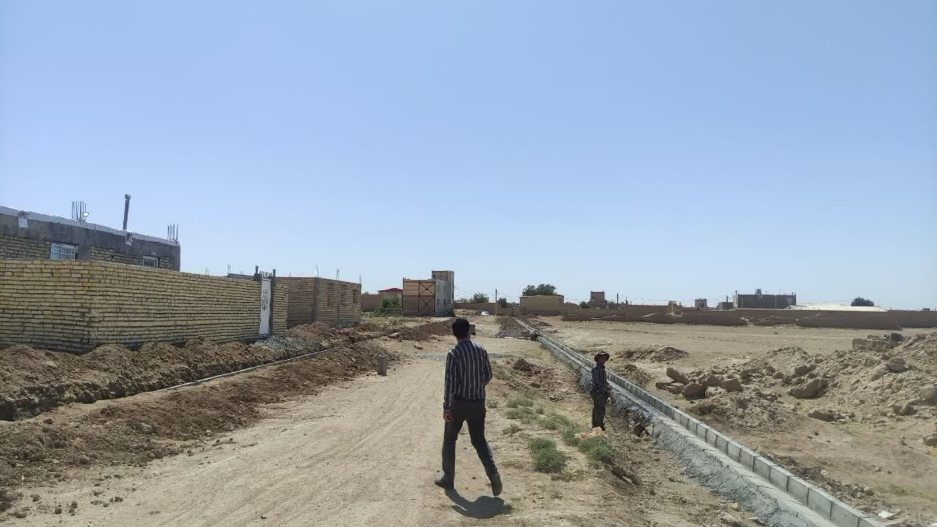 آغاز پروژه بهسازی خیابان مسجد جامع و رضوان روستای  سوران