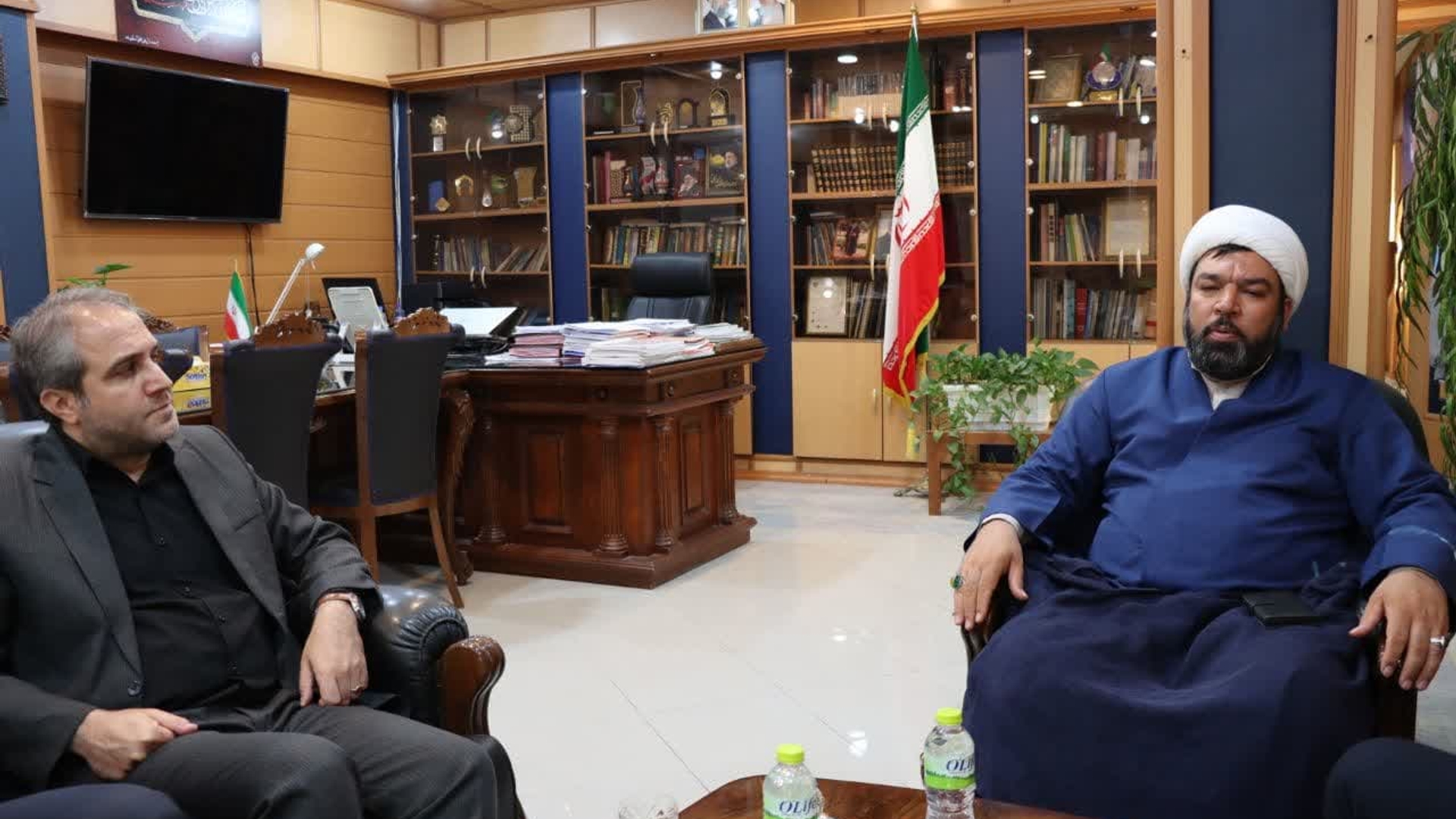 جلسه بررسی مسائل و مشکلات ورزش و جوانان شهرستان ساوه