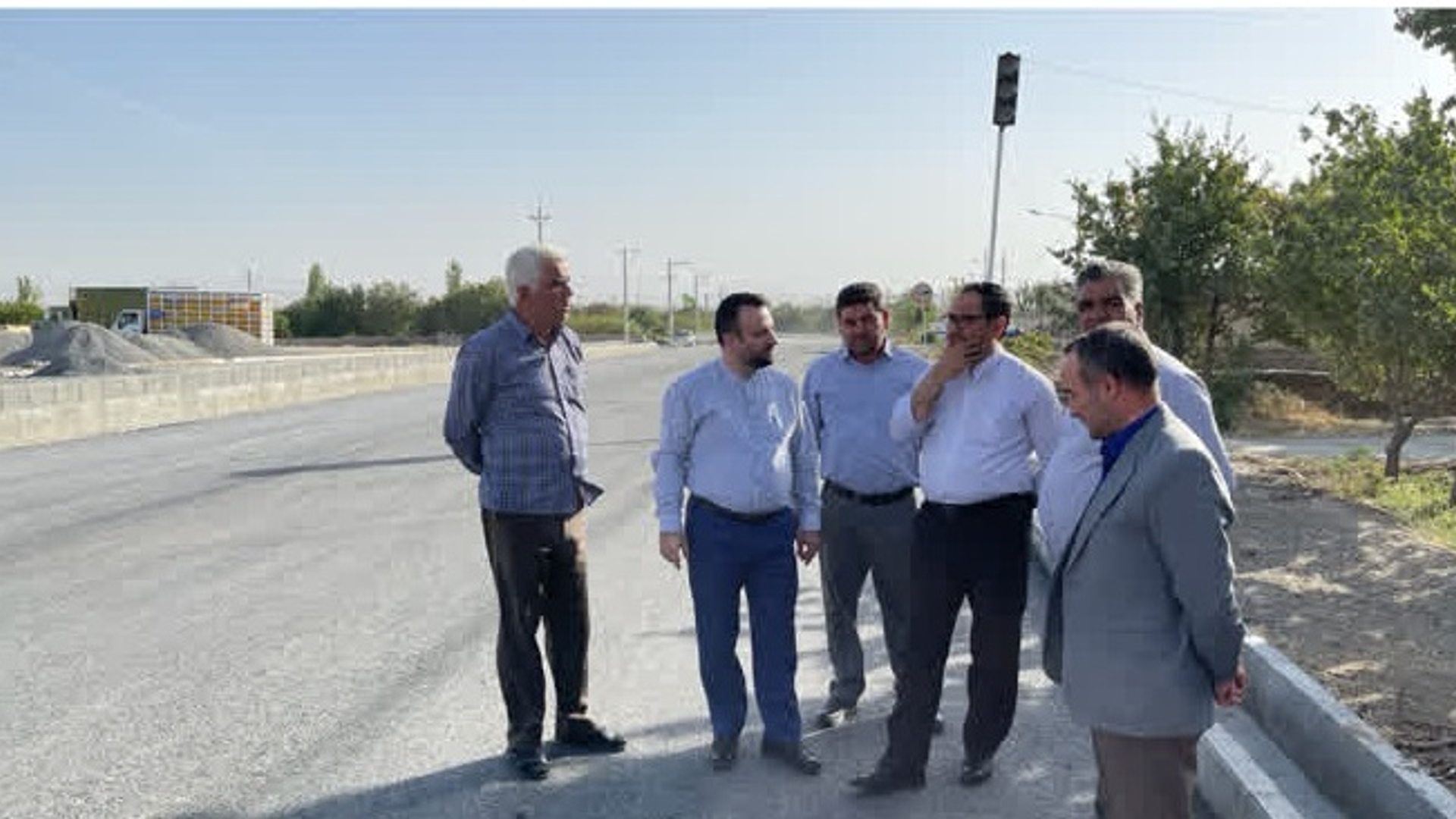 بازدید میدانی فرماندار و‌ بخشدار مرکزی کمیجان از پروژه های عمرانی اجرایی در روستاهای تابعه