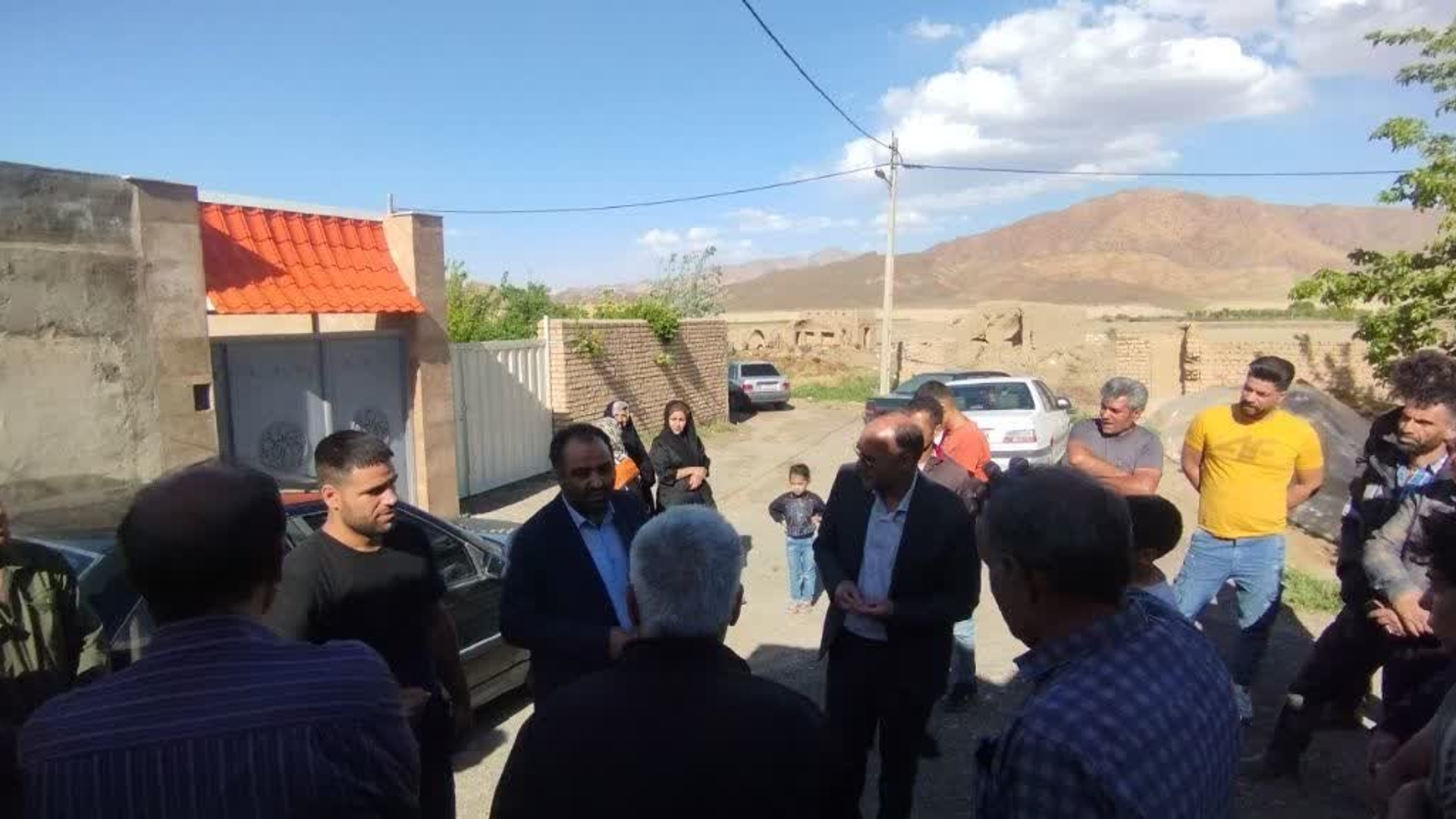 دهگردشی و دیدار با اهالی روستای ارقده