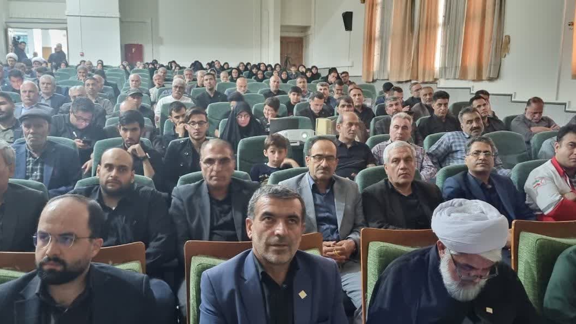 مراسم گرامیداشت شهدای خدمت در فر مانداری زرندیه