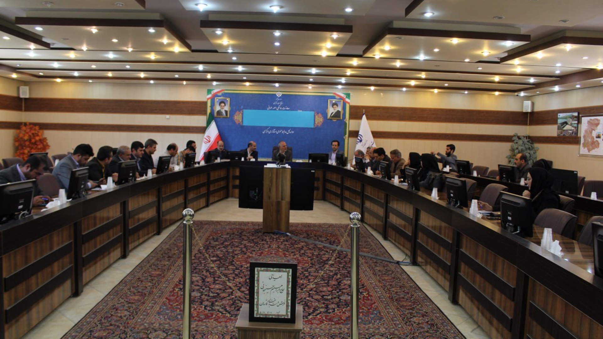 برگزاری جلسه بررسی عملکرد 1000 روزه دستگاه های اجرایی استان