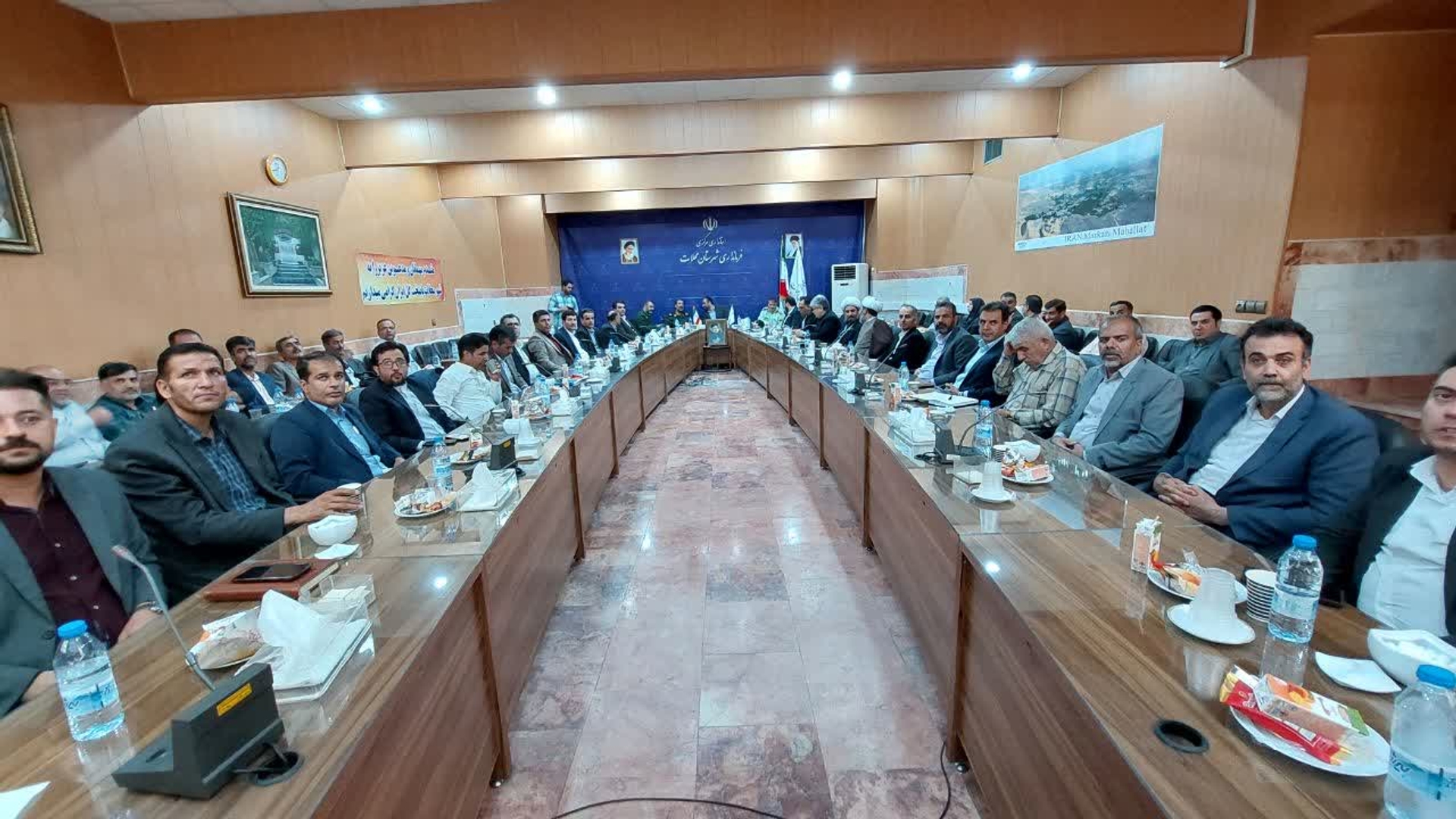 جلسه  شورای اداری شهرستان محلات برگزار شد.