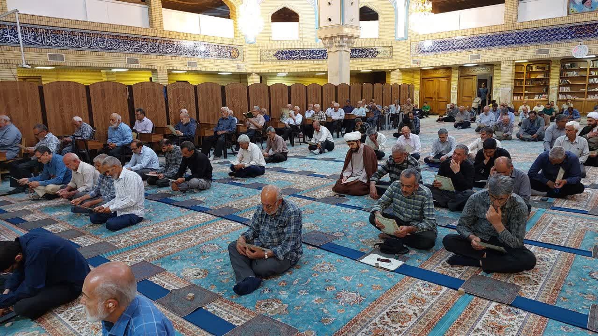 مراسم چهلمین روز شهادت شهدای خدمت