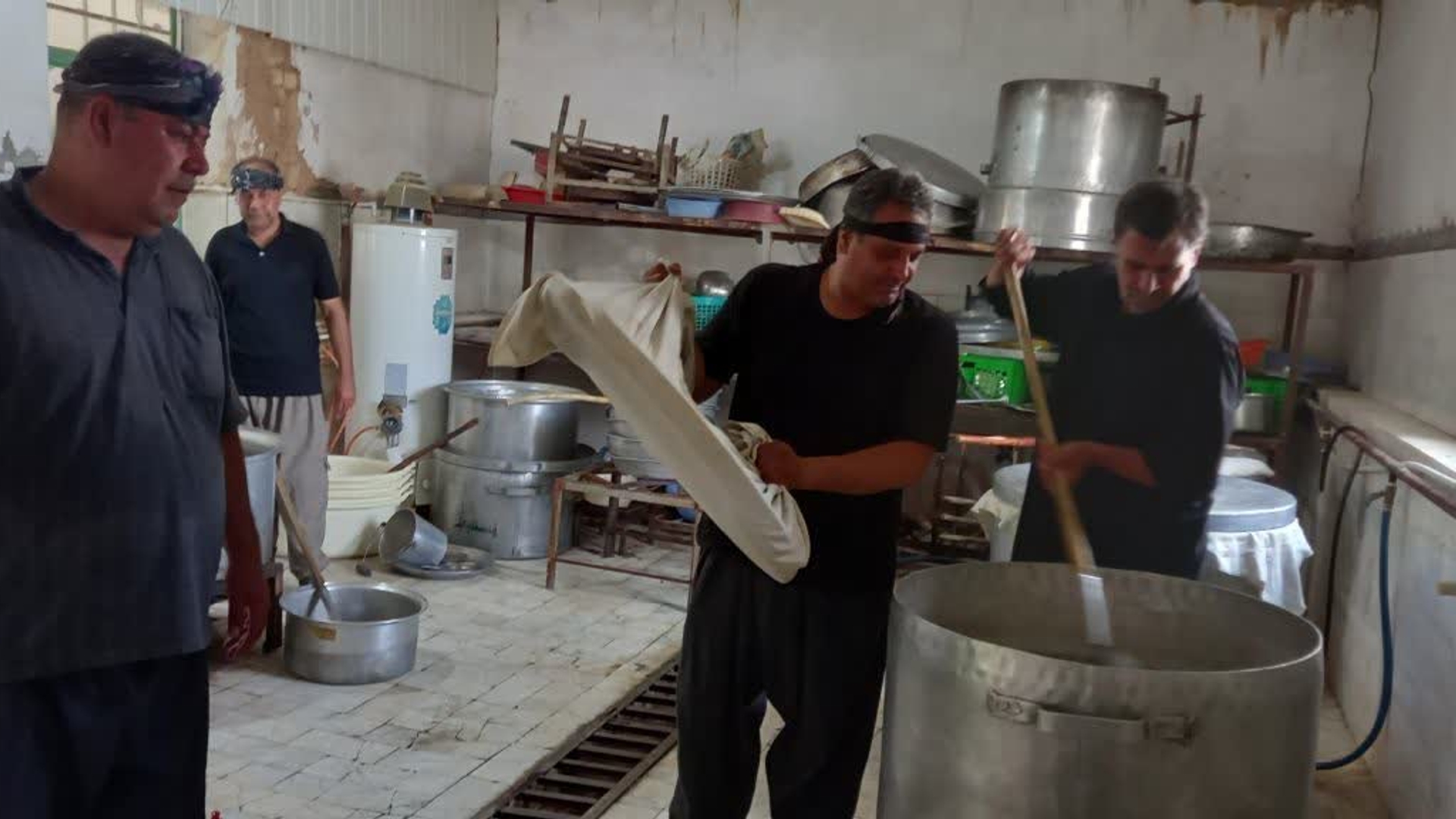 حضور آقازیارتی فرماندار شهرستان فراهان در اجتماع حسینی عزاداران روستای زنگارک