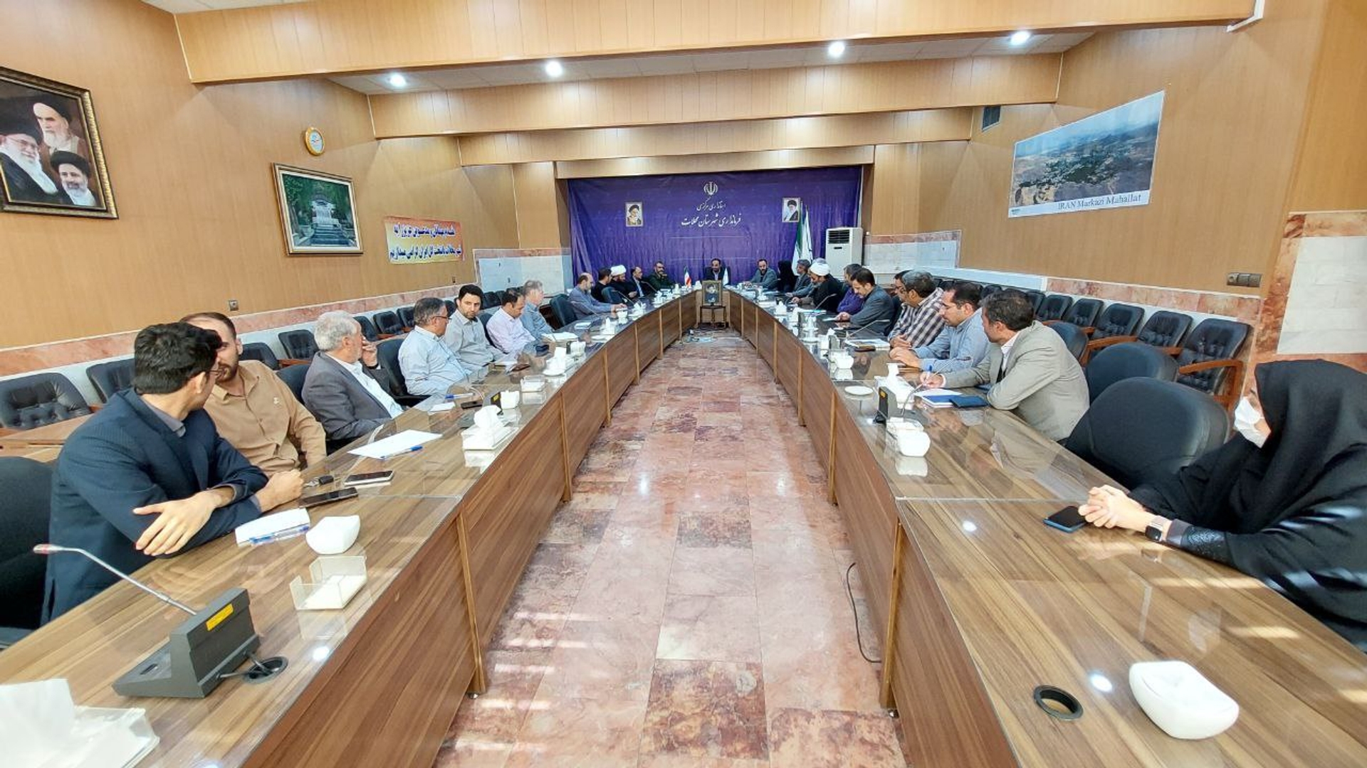 جلسه ستاد گرامیداشت مناسبت های  دفاع مقدس و مقاومت شهرستان محلات برگزار شد.