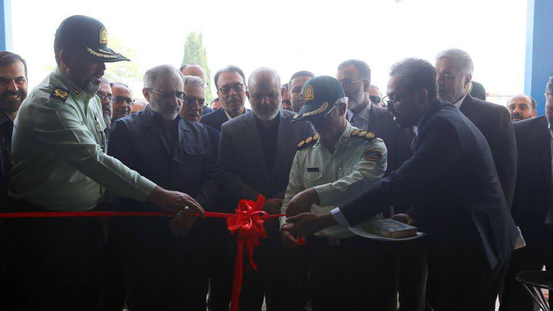 انبار شهدای فراجای اموال تملیکی استان با حضور وزیر کشور افتتاح شد