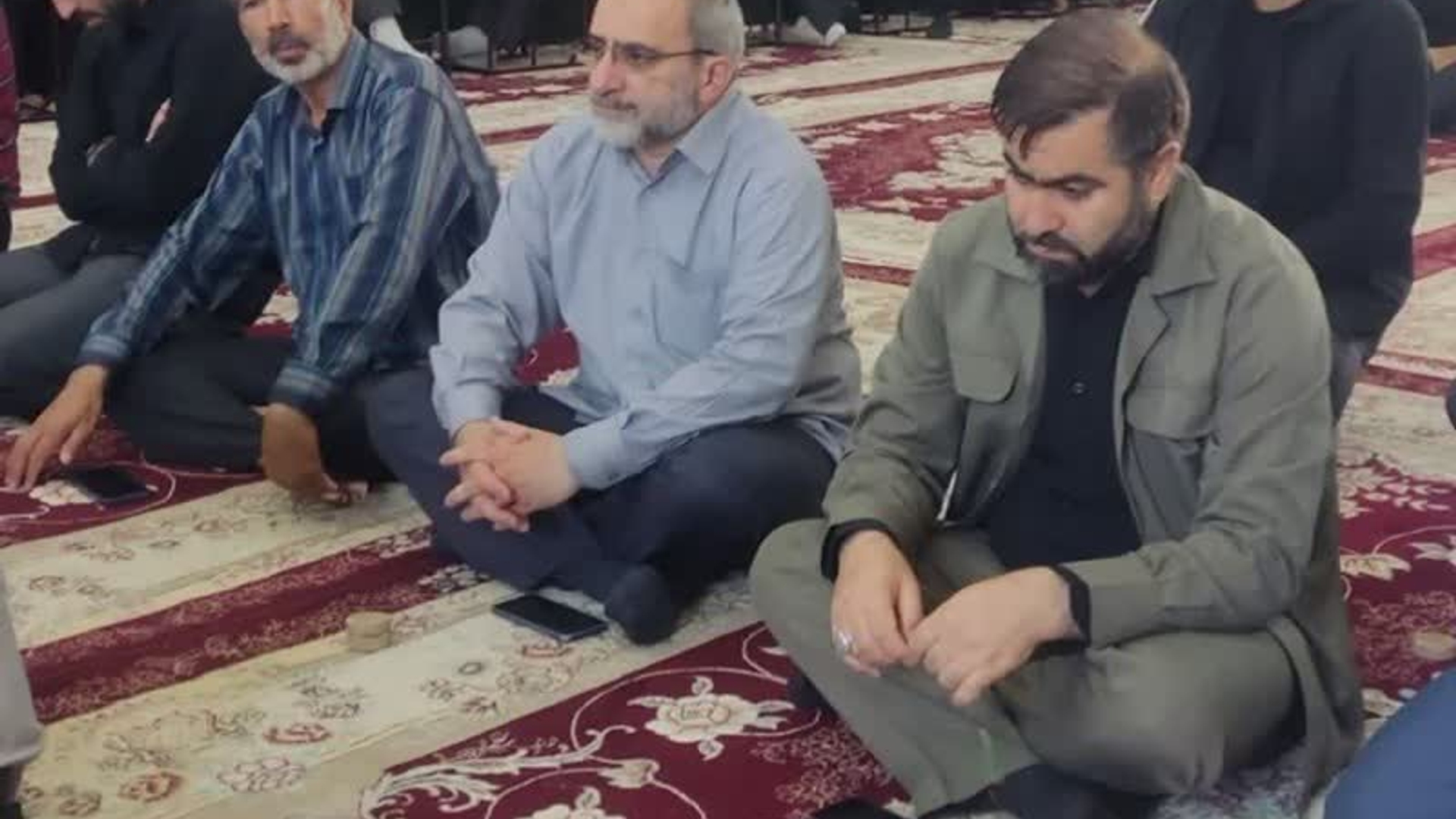 حضور استاندار مرکزی در نماز جمعه‌ شهر فرمهین