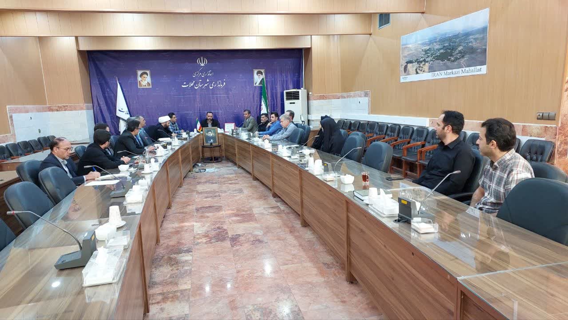 جلسه مشترک ستادساماندهی امور جوانان و شورای ورزش همگانی شهرستان محلات برگزار گردید.