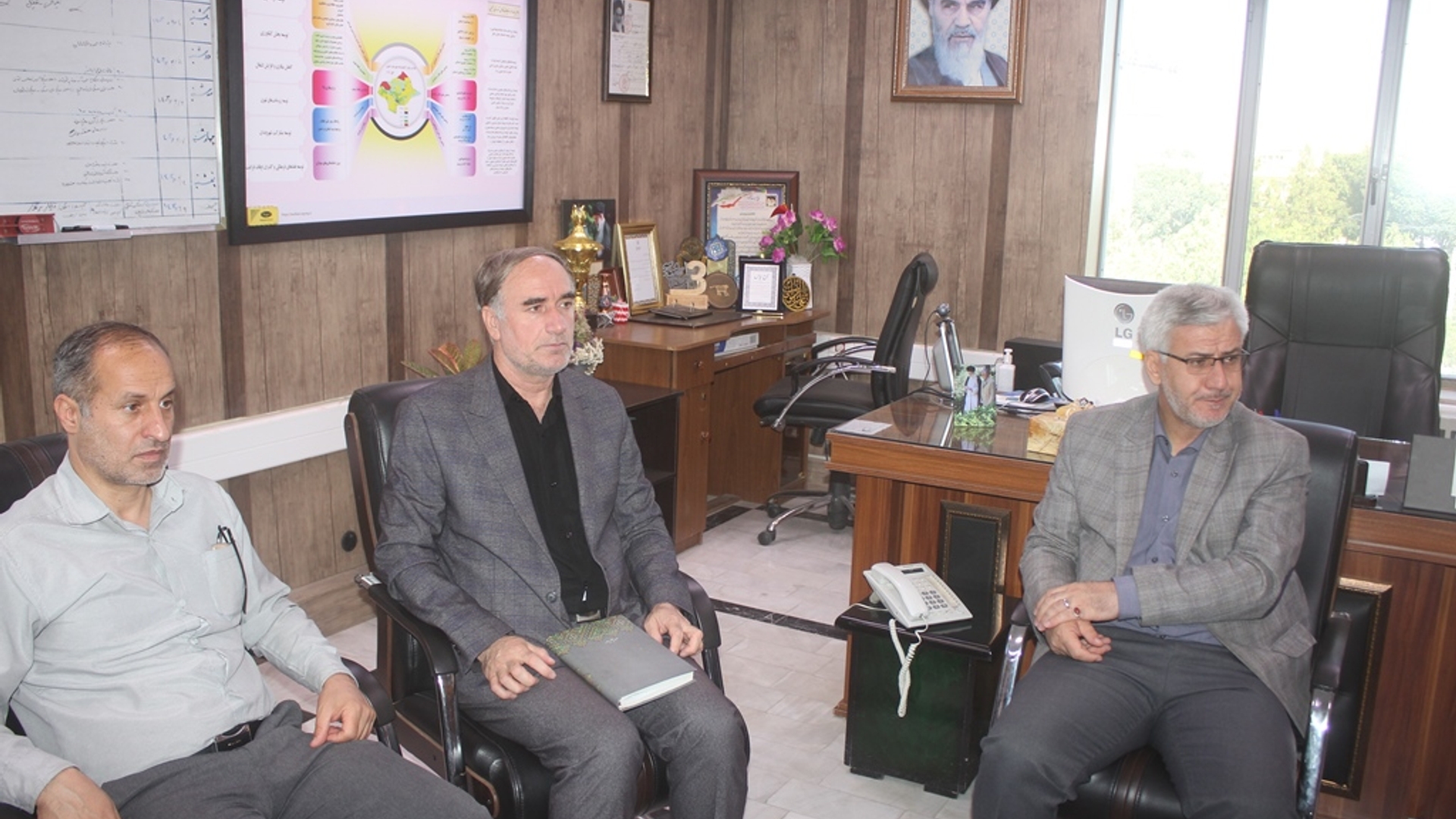 نشست رئیس دانشگاه ملی مهارت استان با فرماندار شهرستان خمین برگزار شد