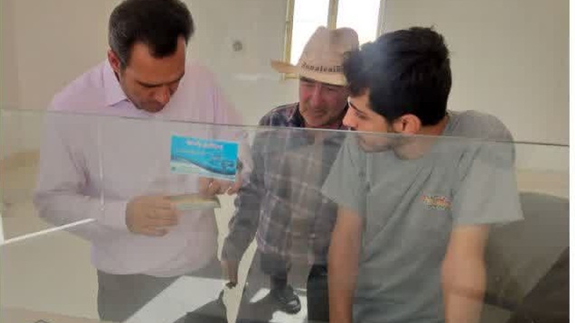 بازدید مدیر جهاد کشاورزی شهرستان کمیجان از مرکز خرید گندم میلاجرد