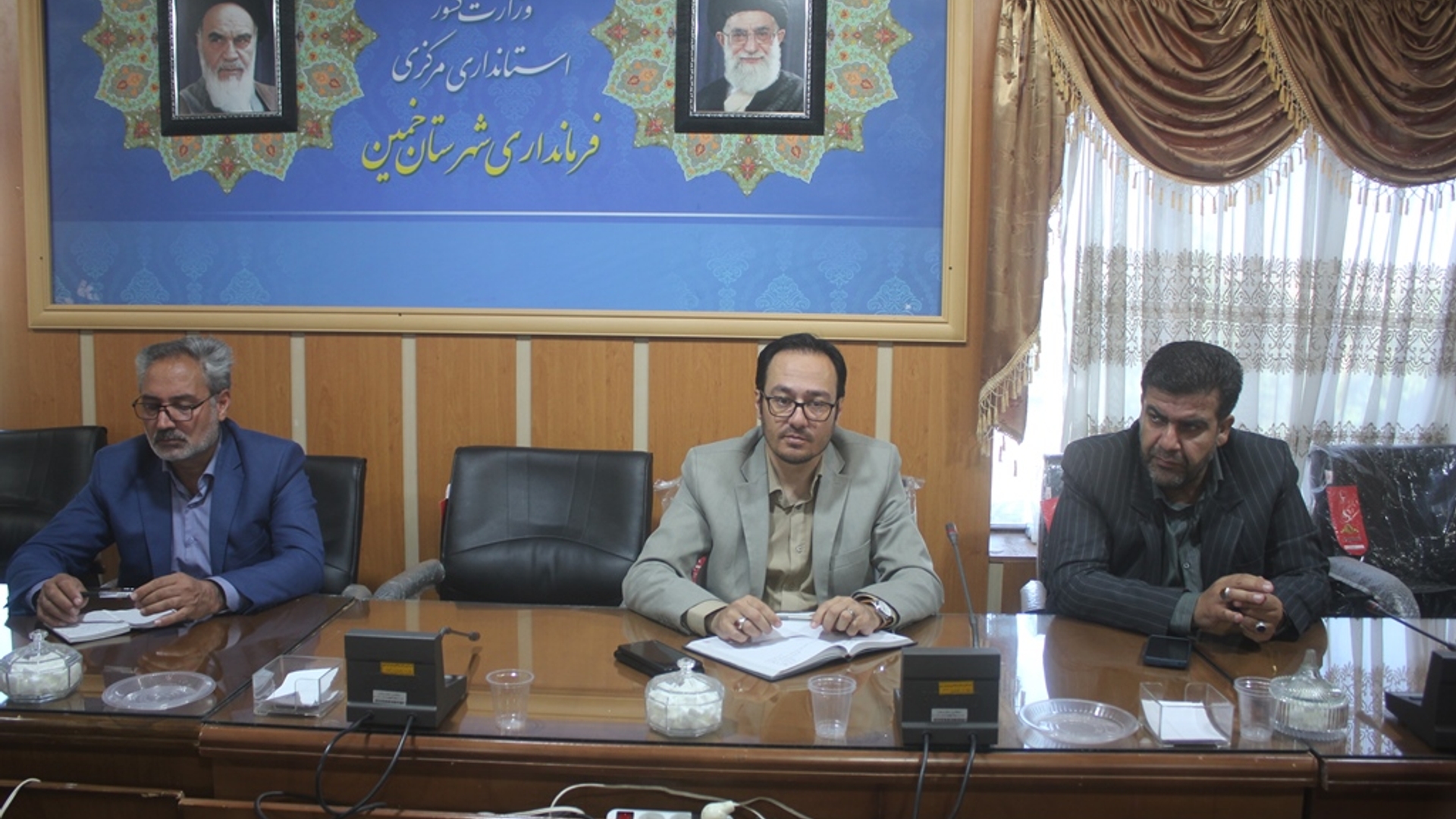 اولین جلسه کارگروه پایش ایمنی ساختمان های مهم و بلند مرتبه شهرستان خمین در سال 1403 برگزار شد