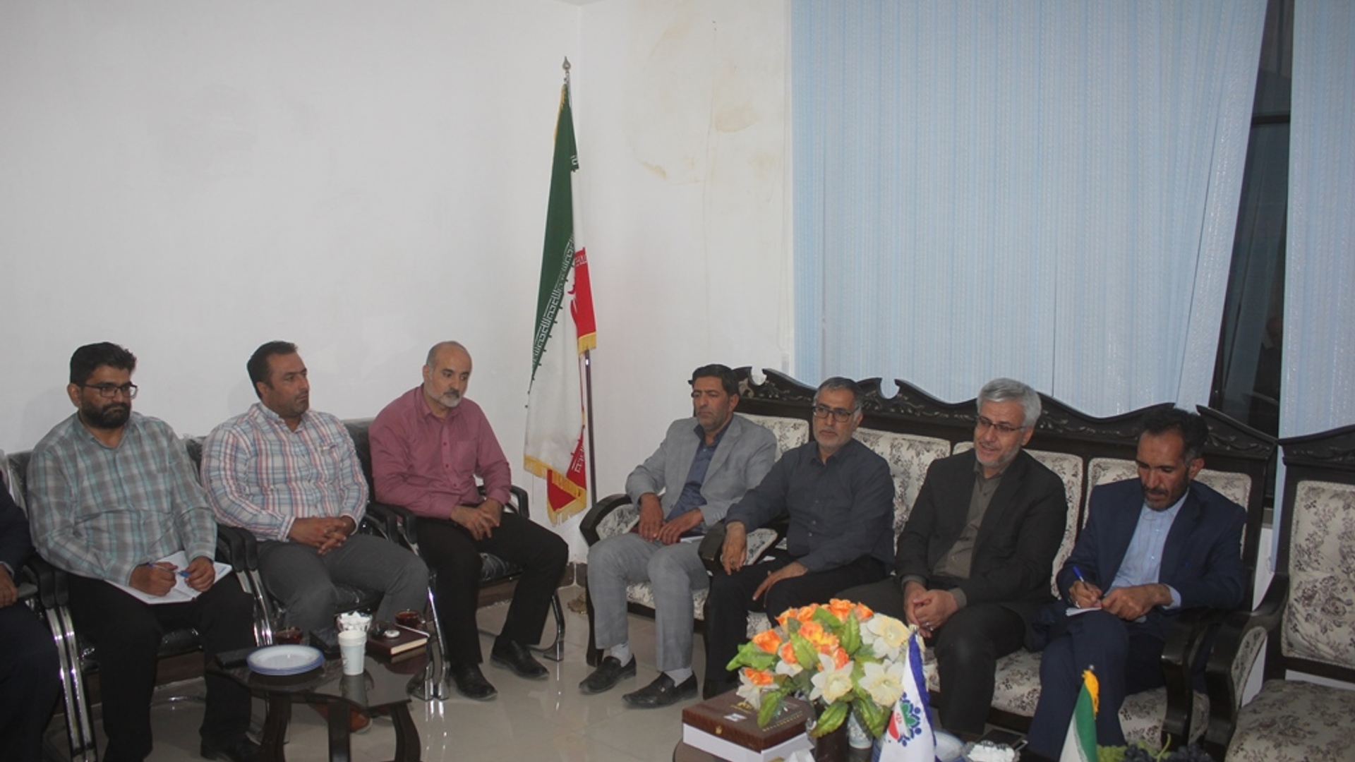 نشست بررسی مسائل و مشکلات روستاهای بخش مرکزی شهرستان خمین برگزار شد