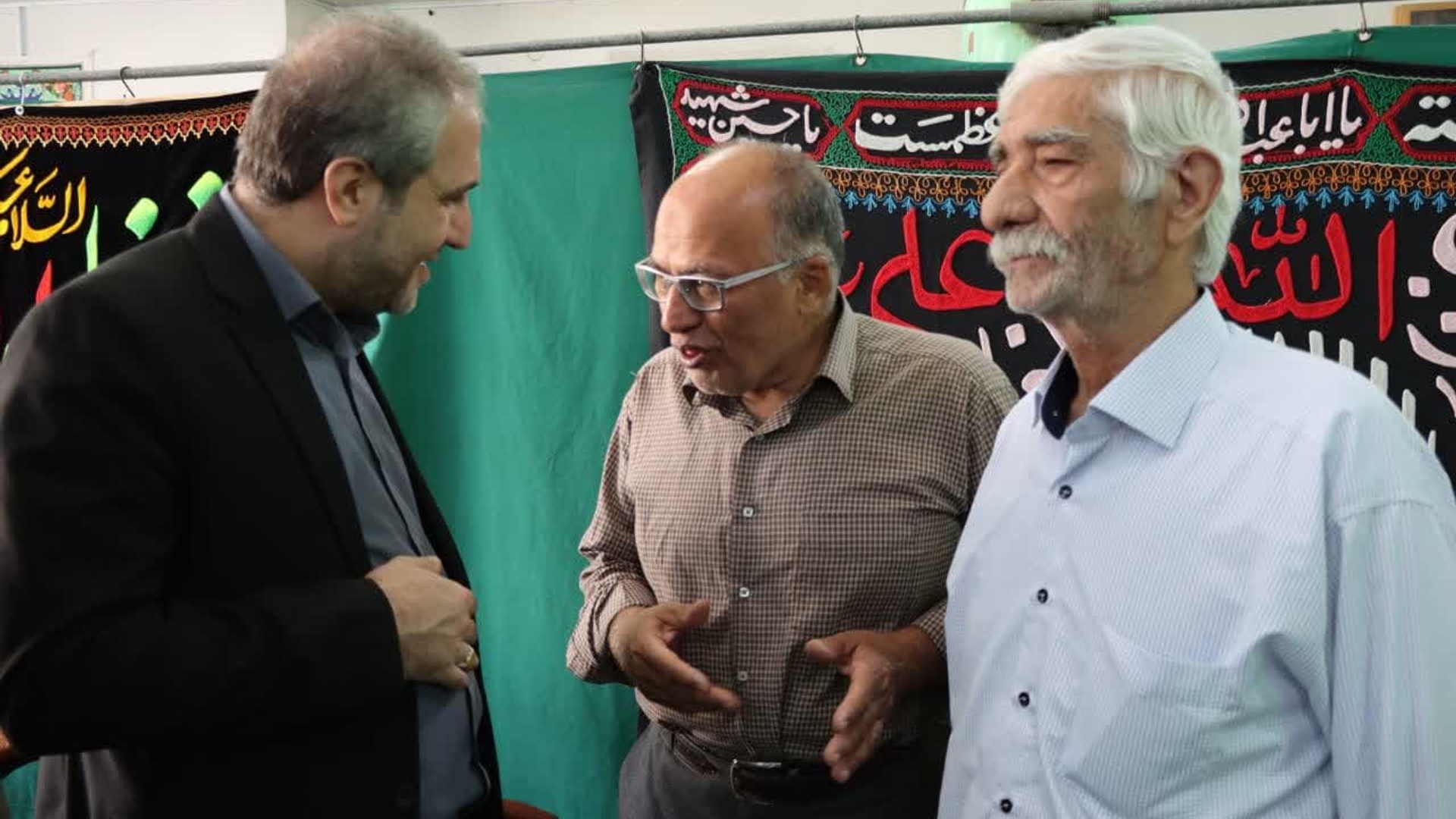 گرامیداشت هفته دولت/حضور معاون استاندار و فرماندار ویژه شهرستان ساوه در مسجد قدس ساوه