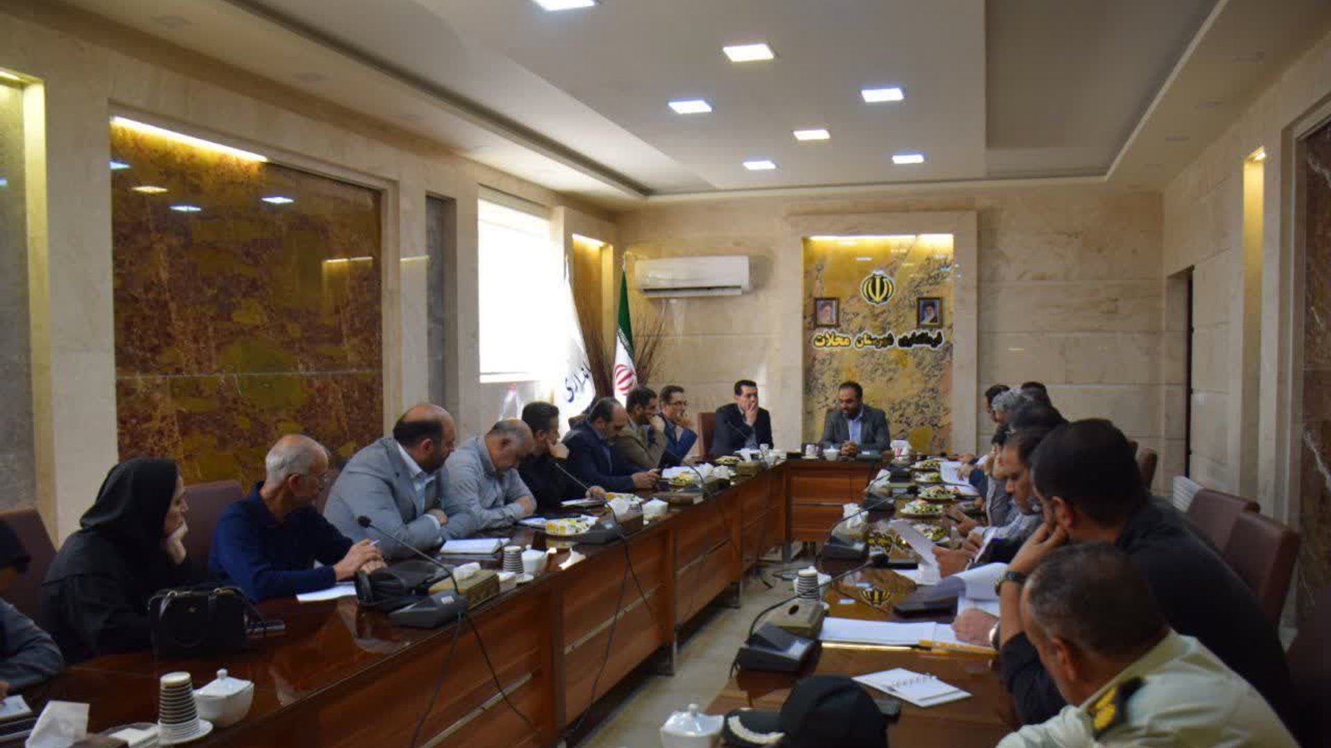 نشست هم اندیشی مسئولین ارشد دانشگاه علوم پزشکی اراک با فرماندار و دیگر مسئولین شهرستان محلات در فرمانداری برگزار شد.