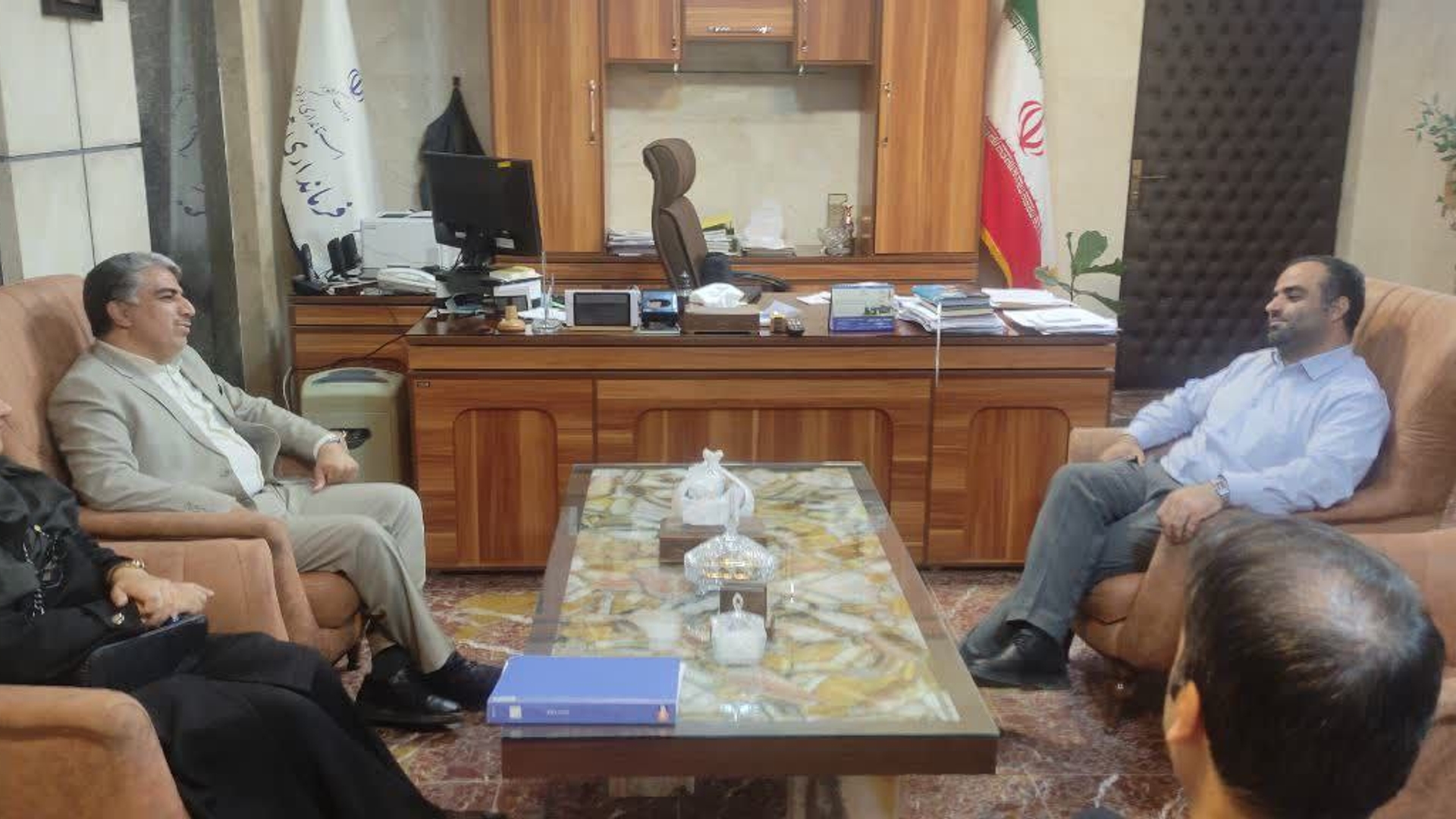 دیدار مدیر کل ثبت احوال استان مرکزی با فرماندار شهرستان محلات