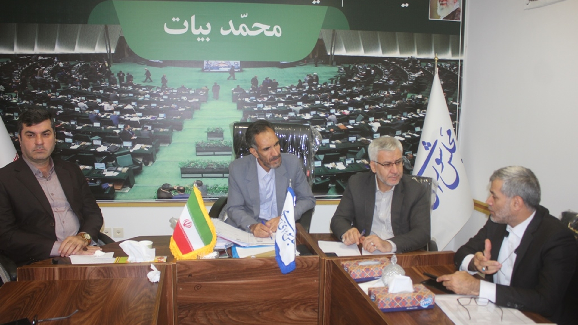 نشست بررسی مسائل و مشکلات حوزه راه و شهرسازی و راهداری و حمل ونقل در شهرستان خمین برگزار شد