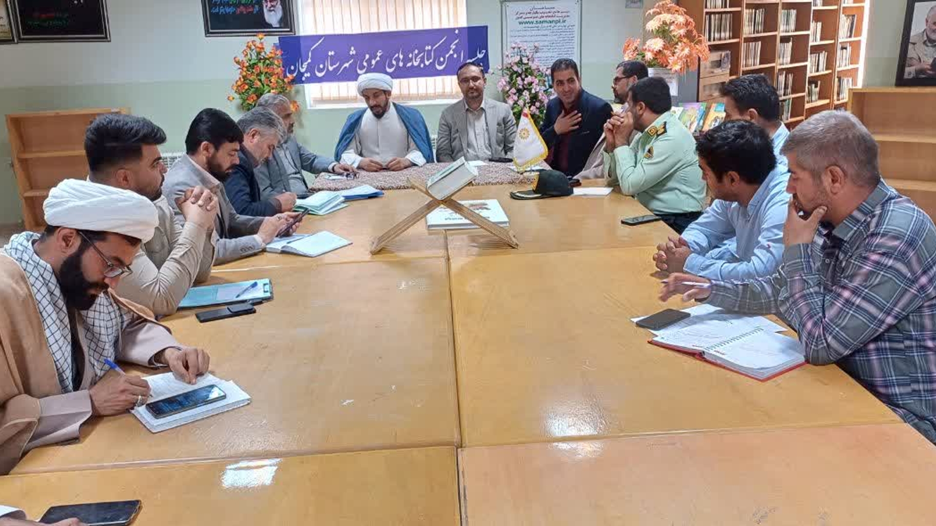 جلسه انجمن کتابخانه های عمومی شهرستان کمیجان در محل کتابخانه عمومی میلاجرد برگزار شد