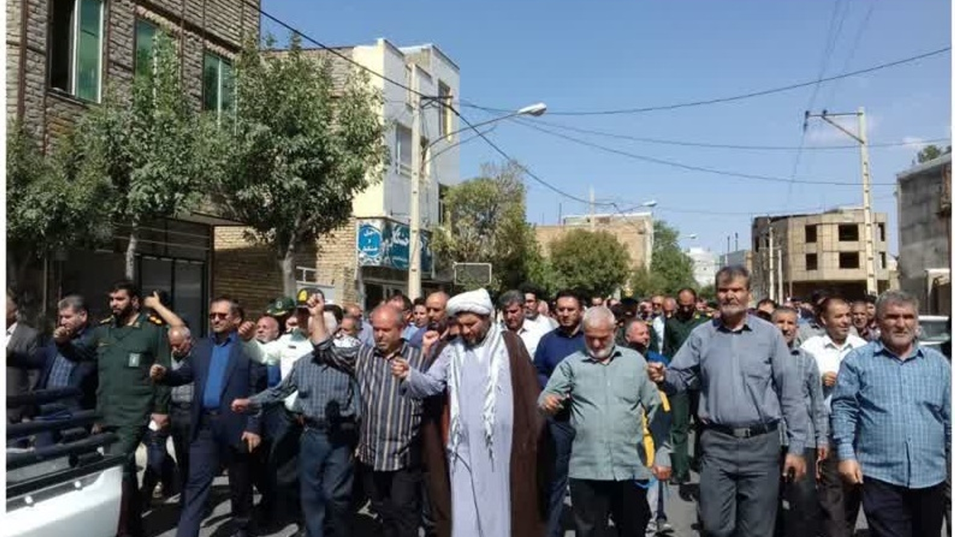 برگزاری راهپیمایی سراسری جمعه‌های خشم در شهرستان کمیجان همزمان با سراسر کشور