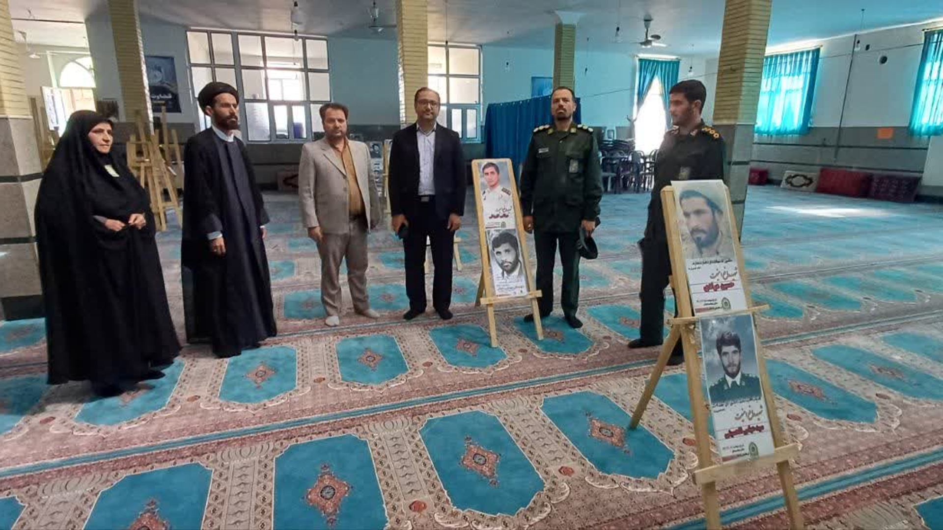 بازدید فرماندار از محل برگزاری یادواره شهدای گرانقدر فراجا در شهرستان کمیجان