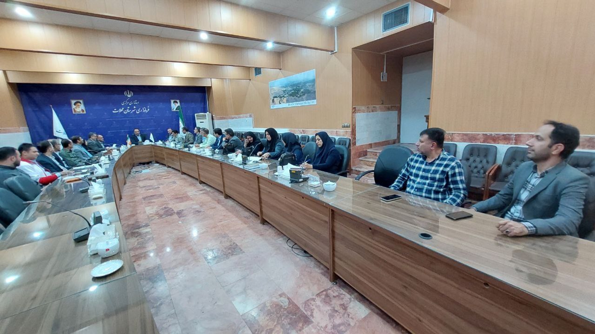 جلسه مشترک کارگروه فرهنگی اجتماعی، سلامت، زنان و خانواده و ستاد ساماندهی امور جوانان شهرستان محلات برگزار شد.