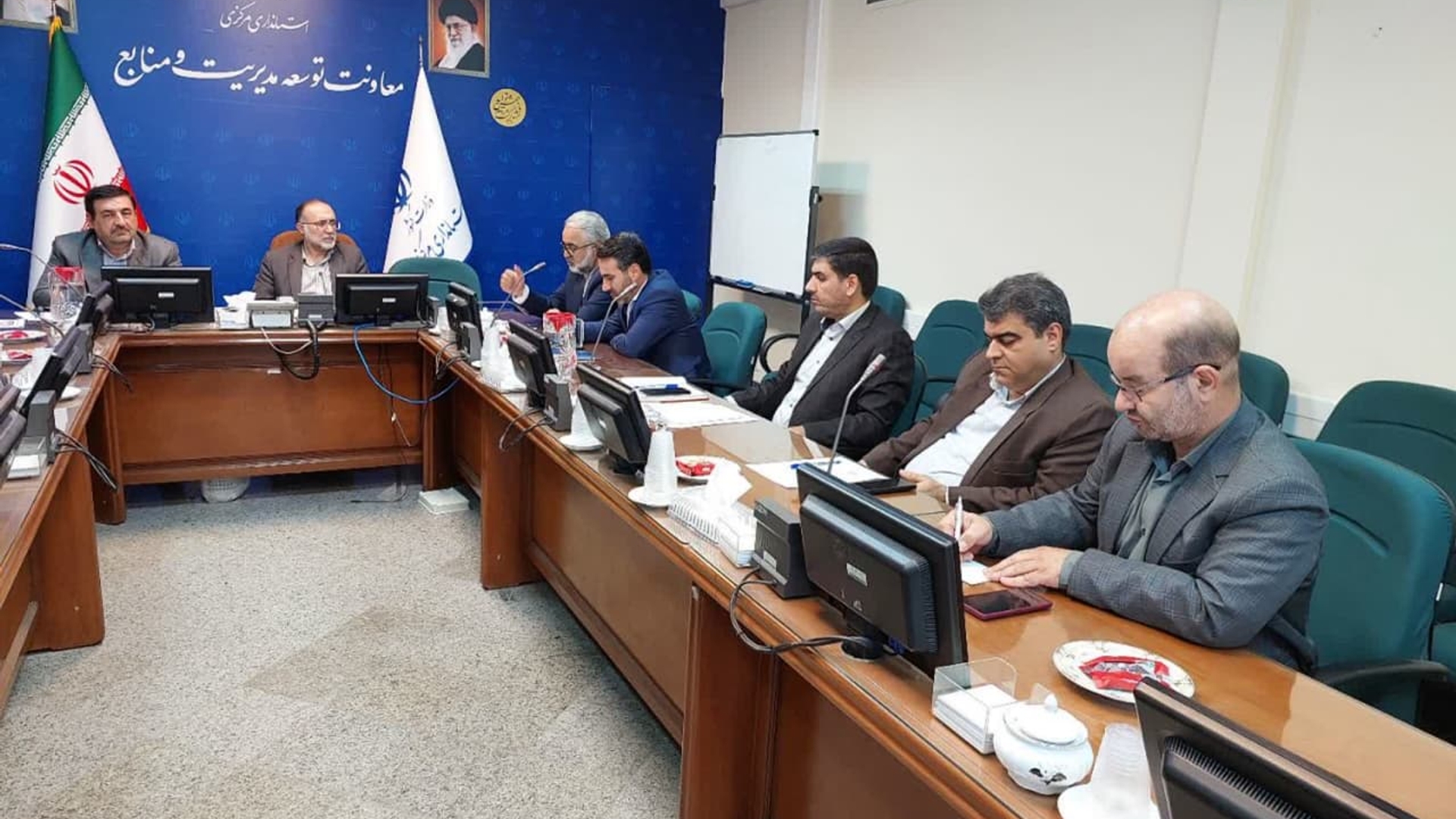 جلسه کمیته اجرایی  مدیریت دانش استانداری مرکزی