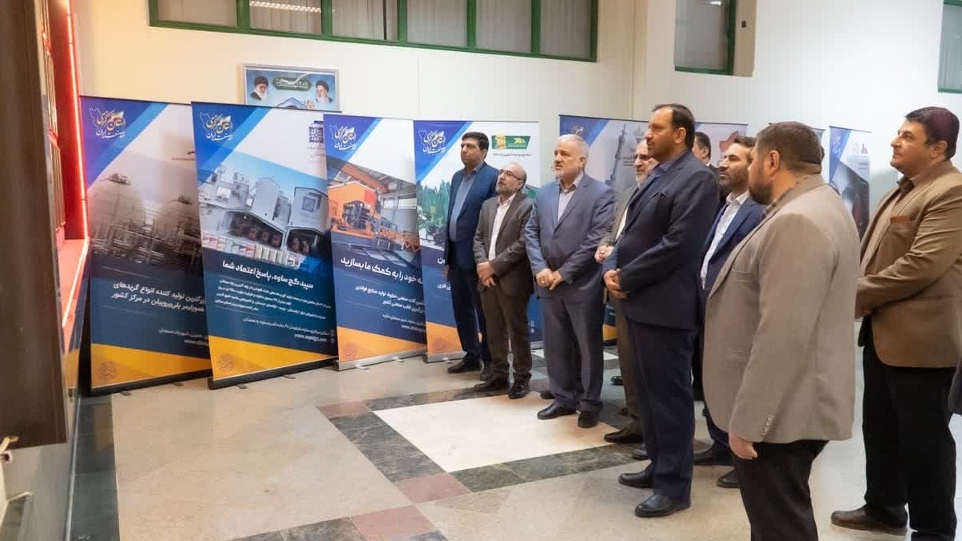 بازدید معاون وزیر کشور از بخش‌های مختلف استانداری مرکزی