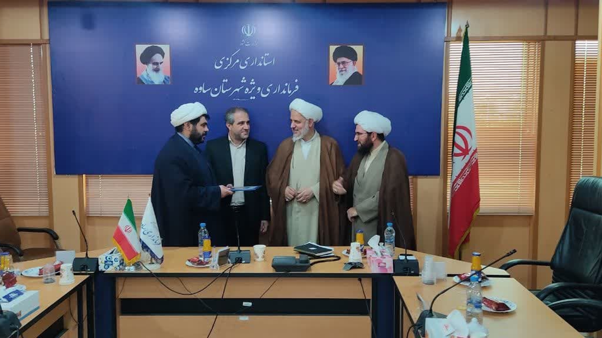 جلسه ستاد اقامه نماز شهرستان ساوه