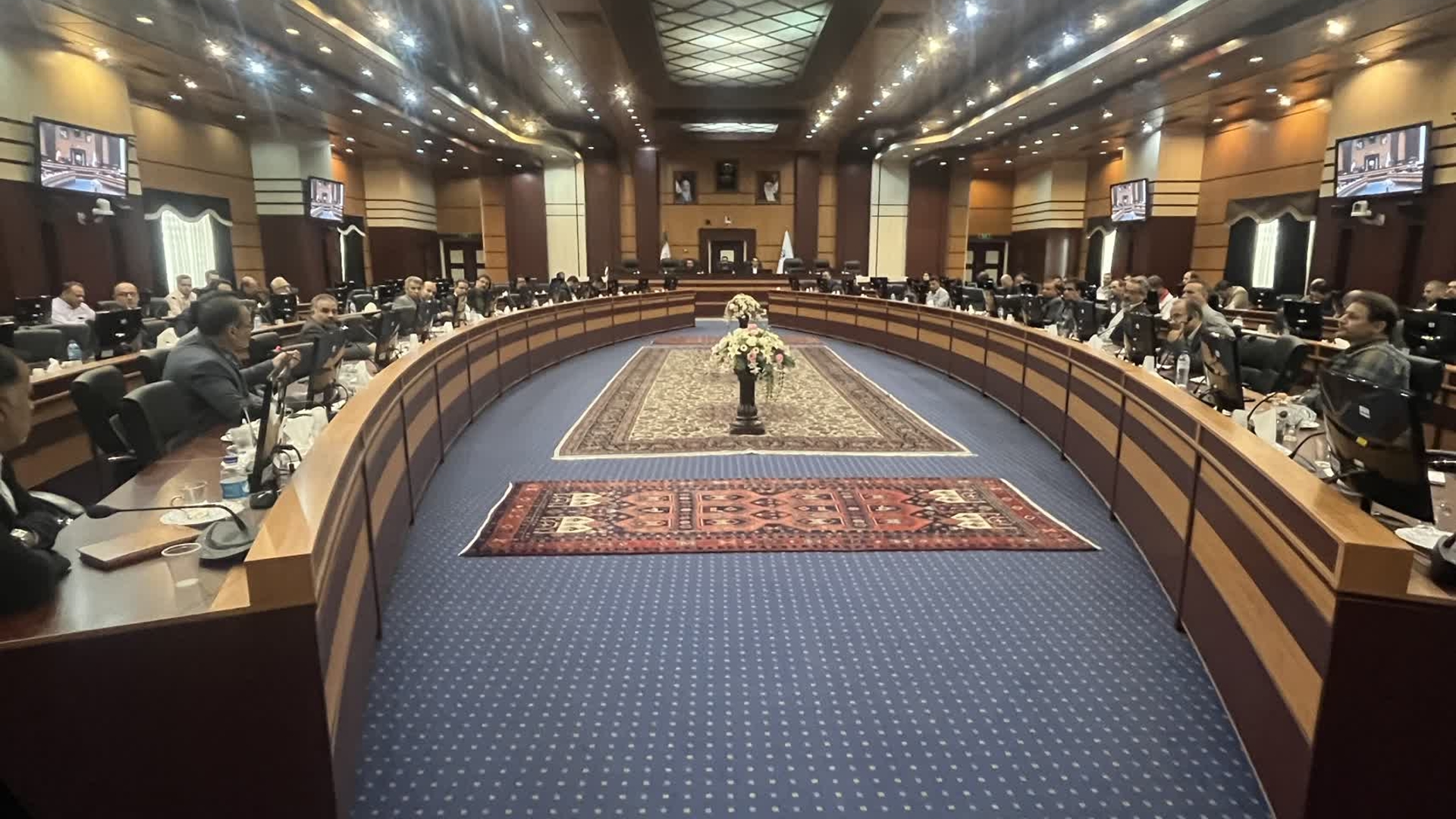 نشست و دیدار پزشگ نیا مدیرکل محترم پدافند غیرعامل و هیئت همراه با رابطین پدافند غیرعامل دستگاههای اجرایی استان