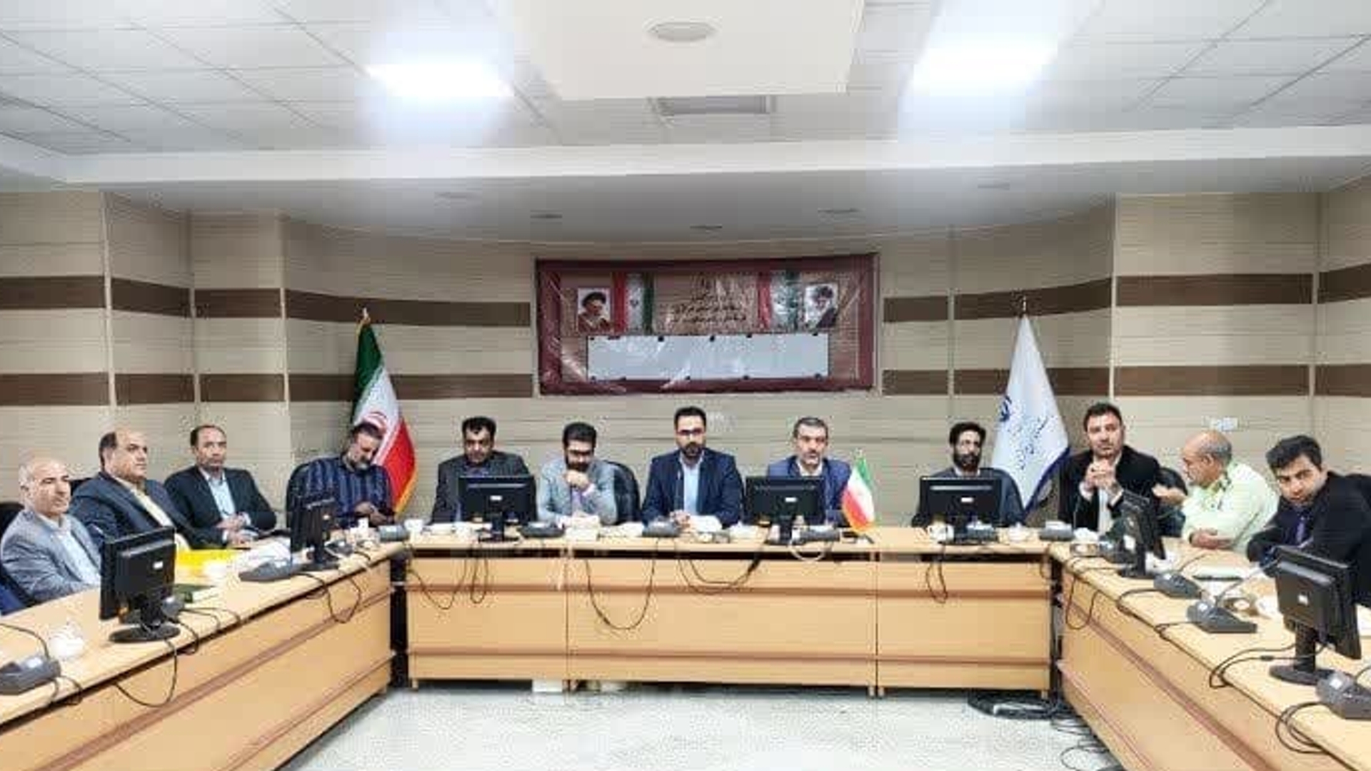 جلسه مشترک پدافند غیرعامل استان مرکزی و شهرستان زرندیه