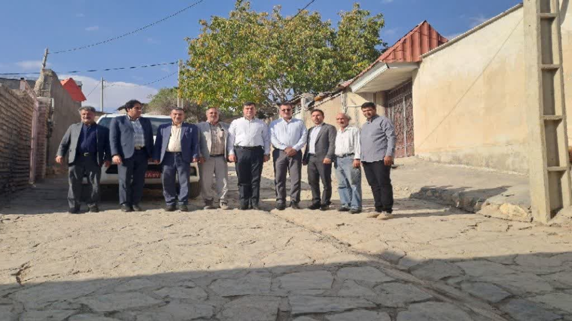 بازدید از محور های مواصلاتی سطح بخش خرقان   منتهی به روستای چهارحد.