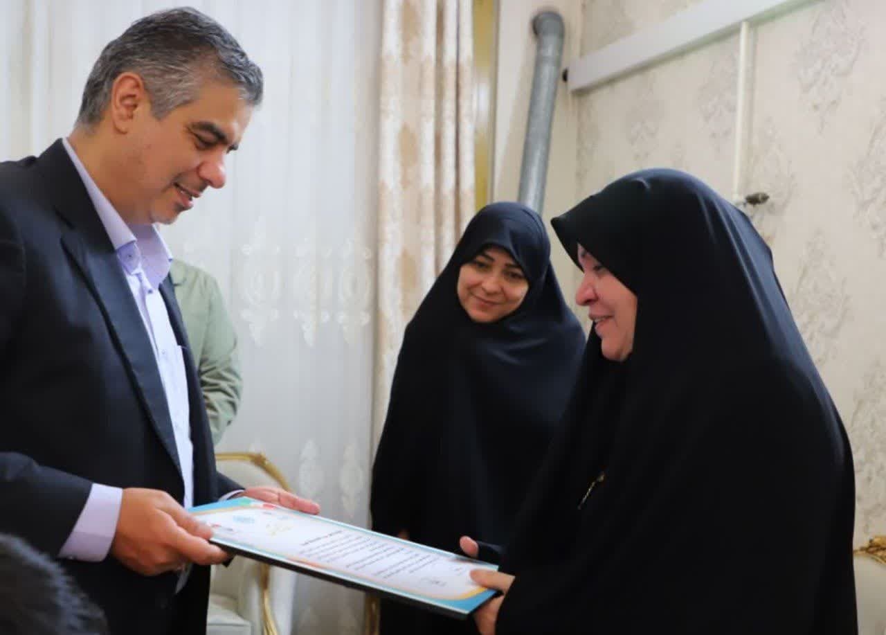 تجدید میثاق استاندار مرکزی با آرمان‌های شهدا پس از معارفه