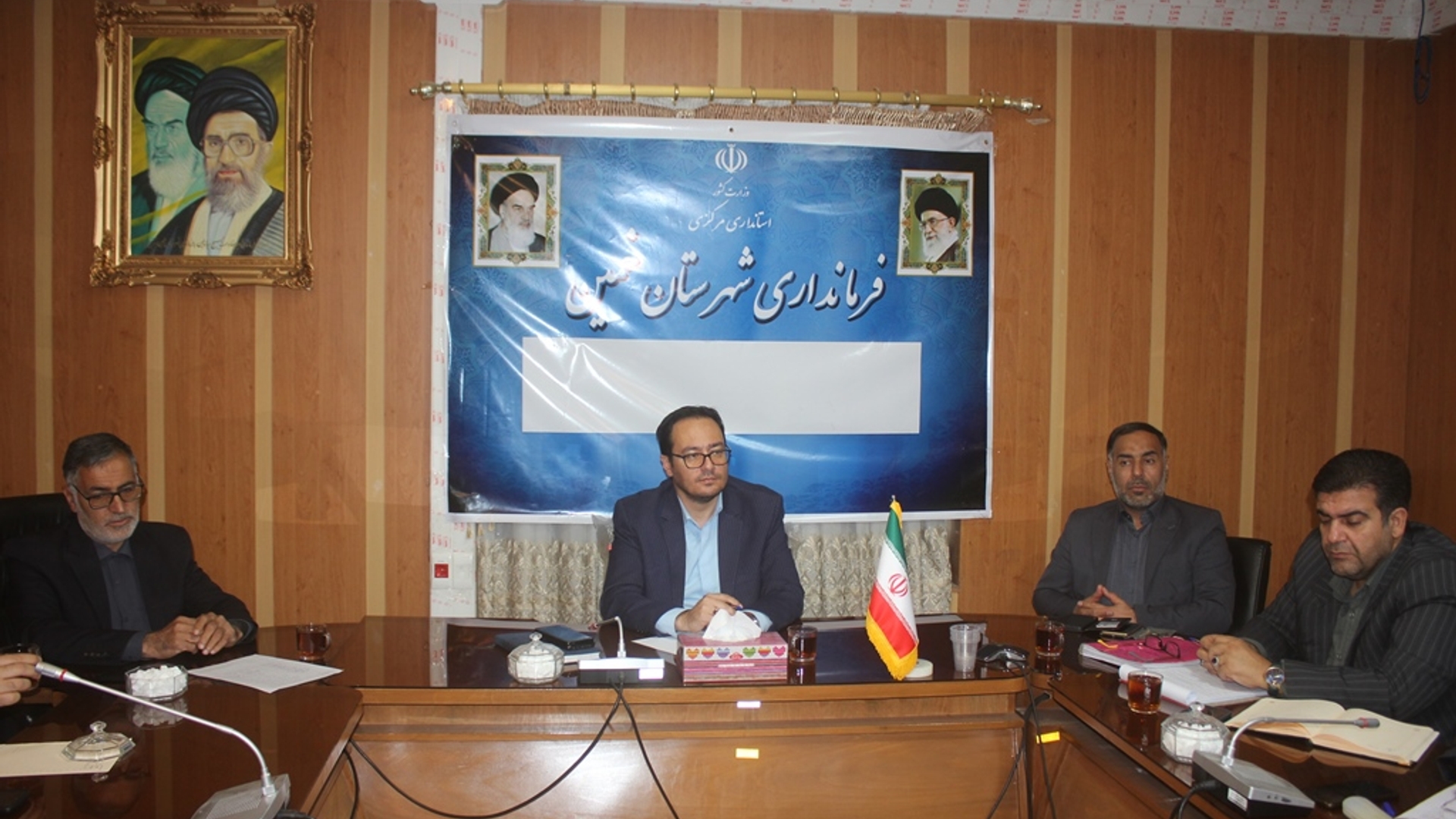 هشتمین جلسه کارگروه پیشگیری از ساخت و ساز غیر مجاز در شهرستان خمین در سال 1403 برگزار شد