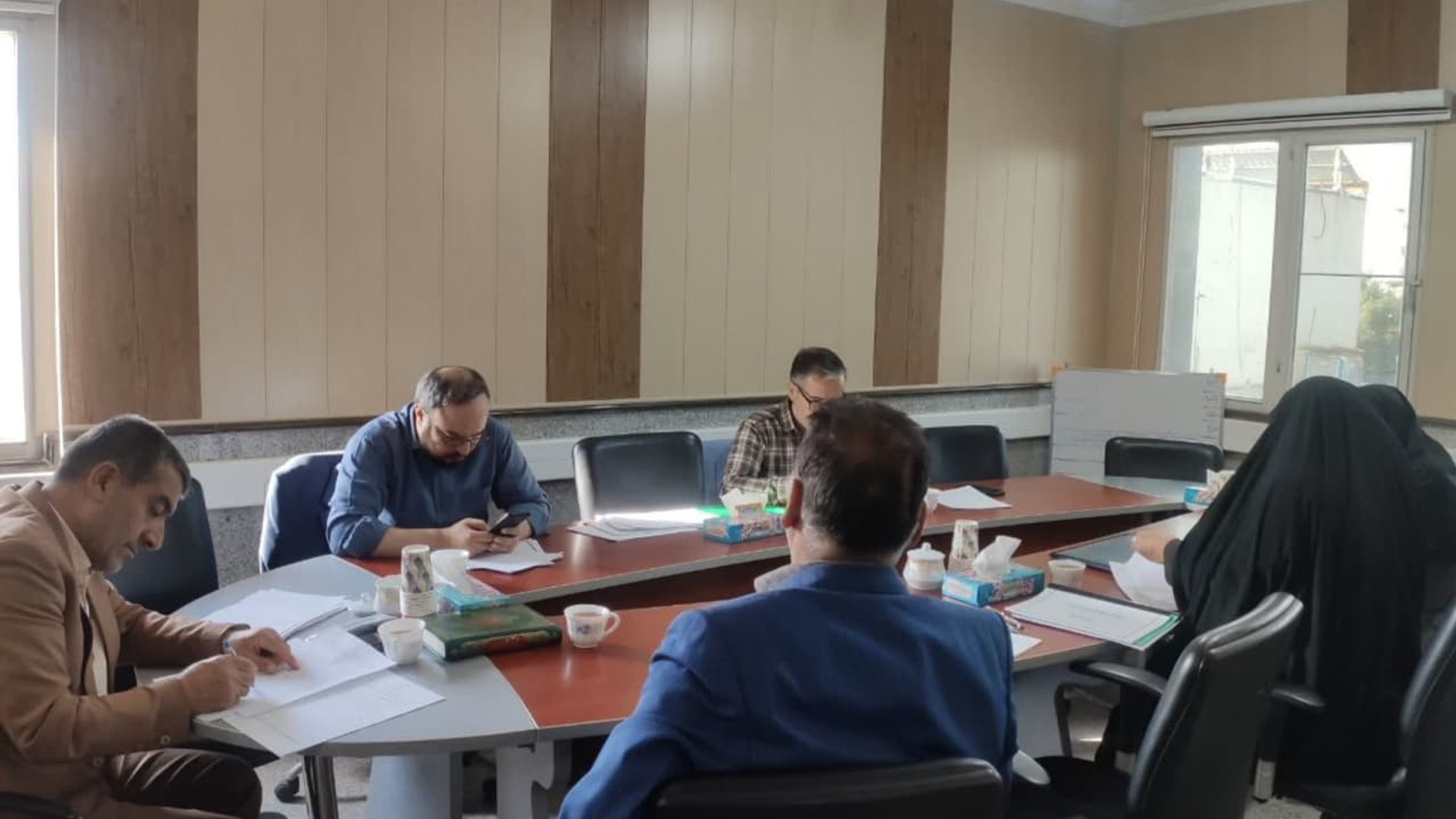 جلسه هیئت تطـبیق مصوبات شوراهای اسلامی شـهرهای تابعه شهرستان