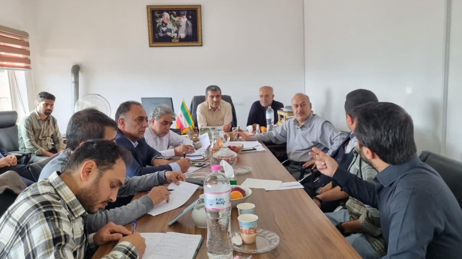 رسیدگی به مسائل و مشکلات بیش از ۴۰ واحد صنعتی و معدنی شهرستان