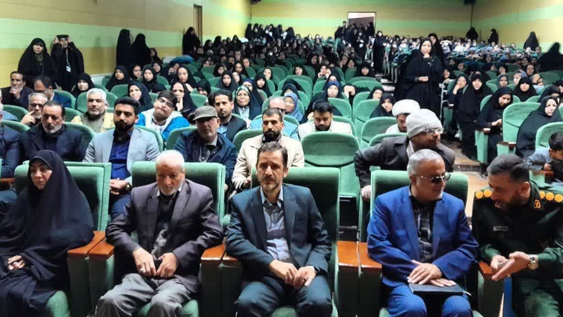 همایش بزرگ آرمان ایران ما برگزار شد.