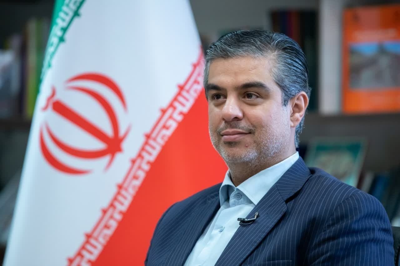 سانحه رانندگی برای خودروی استاندار مرکزی/ حال عمومی دکتر زندیه‌وکیلی خوب است