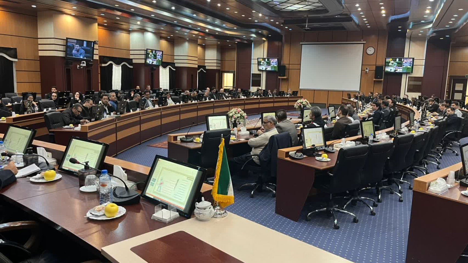 برگزاری همایش زیستی با حضور پزشگ نیا مدیر کل پدافند غیرعامل