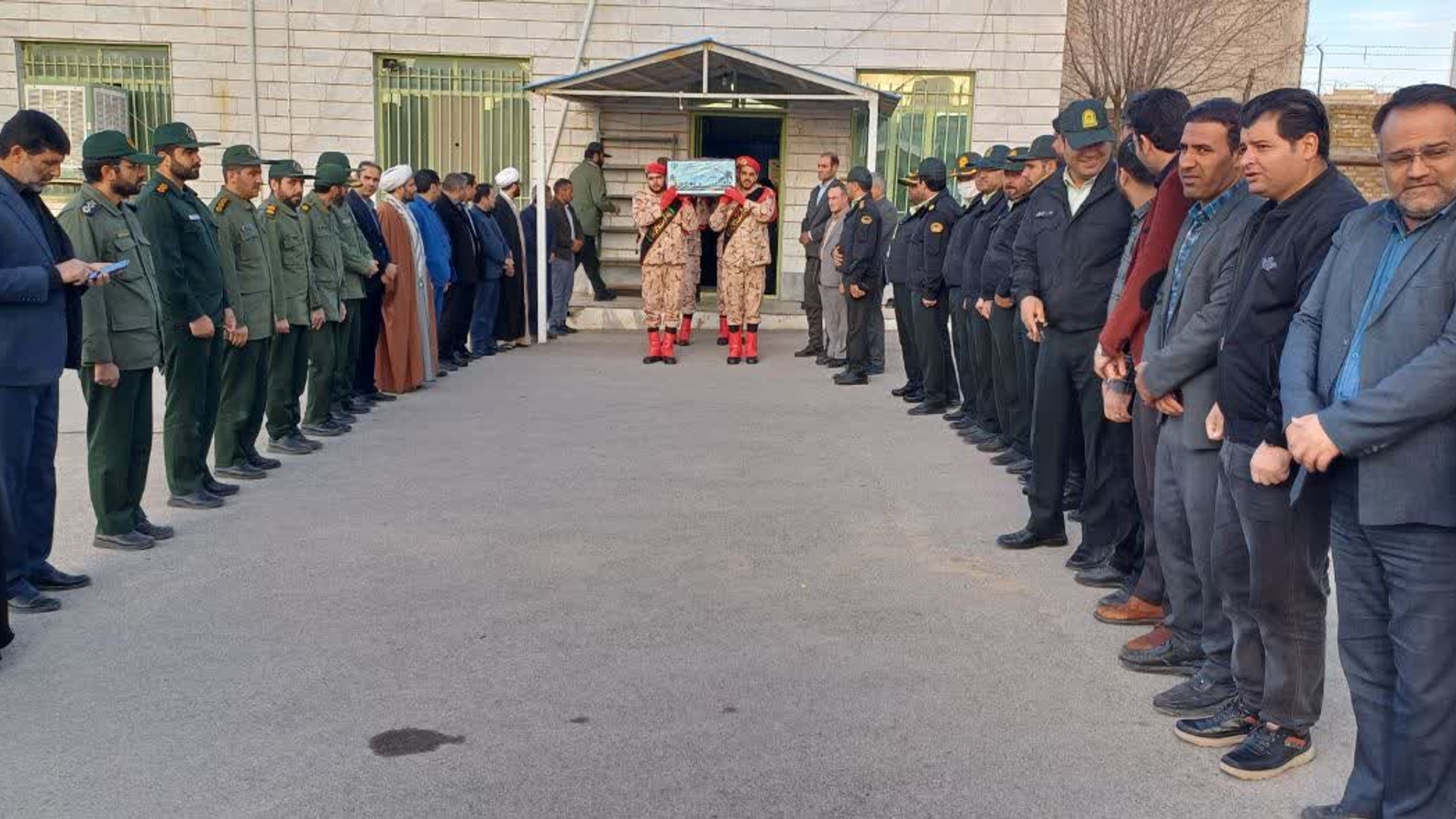 مراسم استقبال ازمهمان ویژه شهید خوشنام