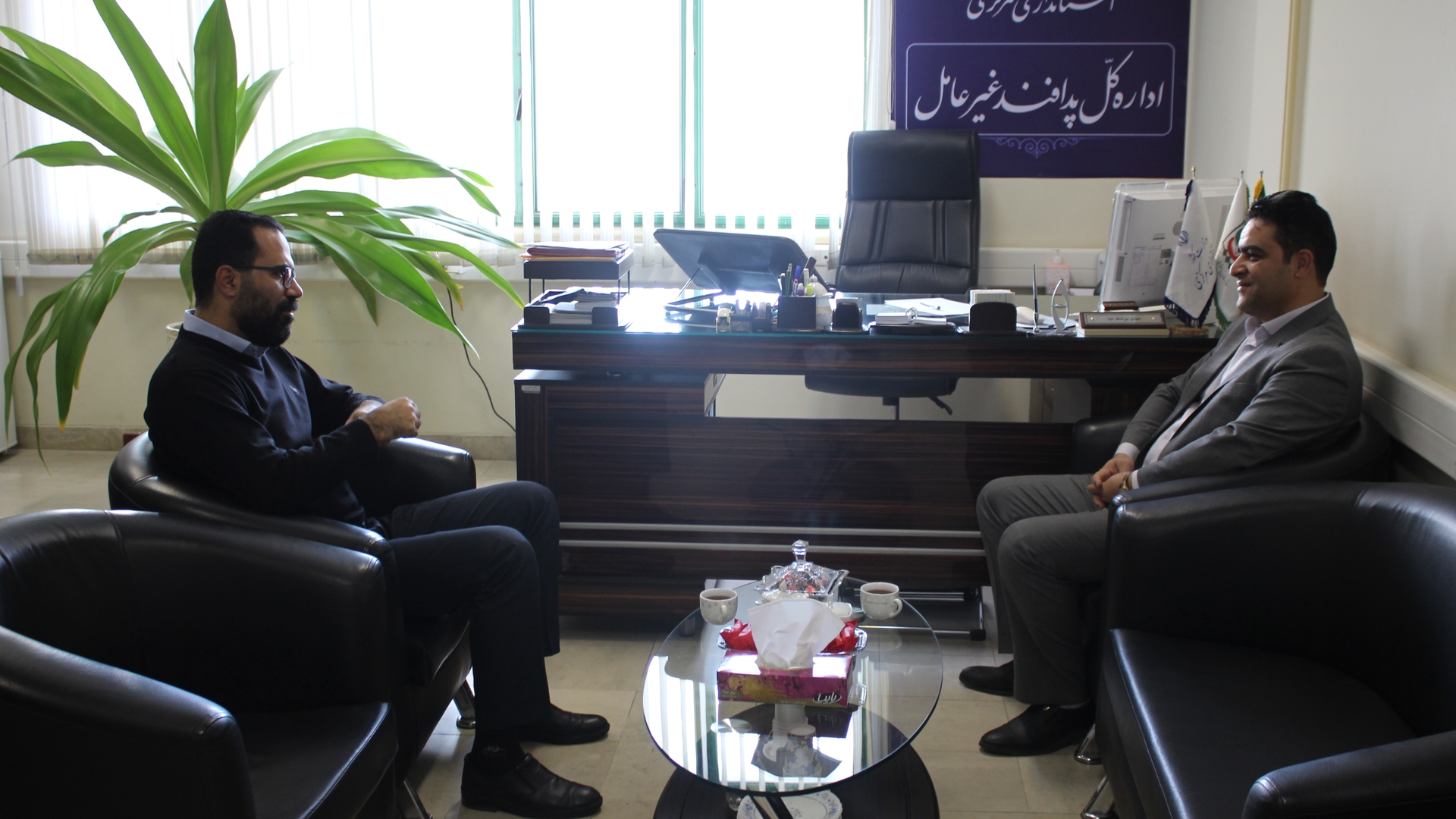 نشست و دیدار پزشگ نیا مدیرکل محترم پدافند غیرعامل با آقای لنجابی مدیرکل محترم نوسازی،توسعه و تجهیز مدارس استان مرکزی