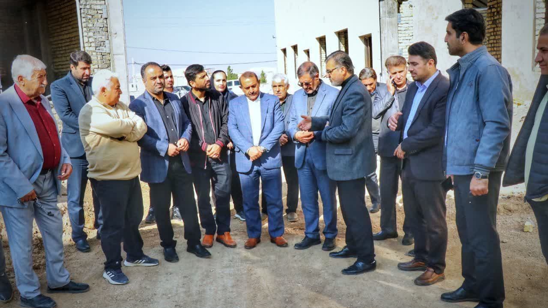 بازدید از برخی اماکن ورزشی شهرستان محلات