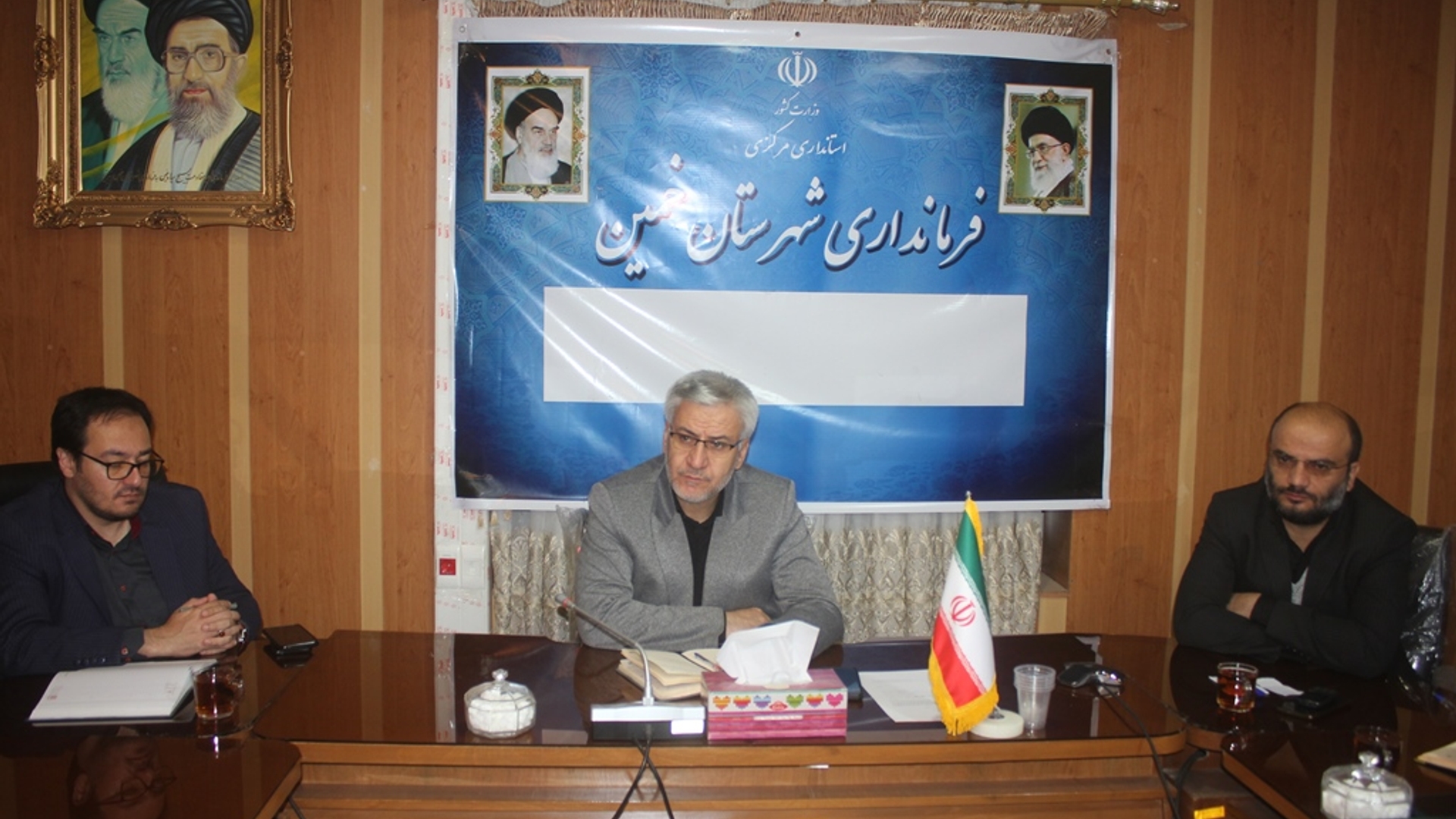 جلسه بررسی مسائل و مشکلات تعاونی مسکن مهر هدایت شهرستان خمین برگزار شد