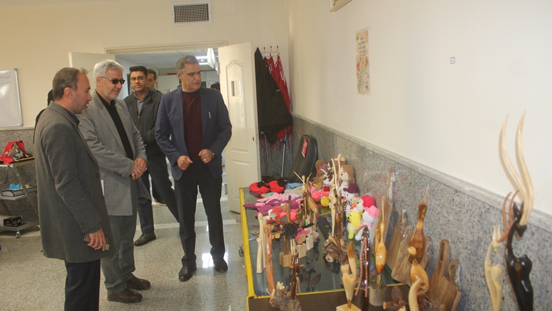 فرماندار از موسسه سرای خوبان آفتاب ( سخا ) خمین بازدید کرد